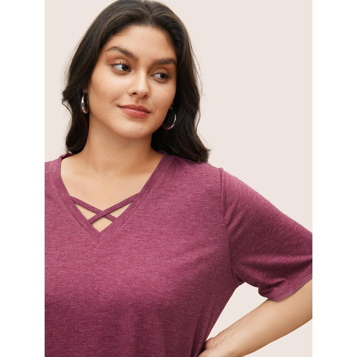 Plus Size Solid Crisscross Neck Contrast Stitch T-shirt RedViolet Women Leisure Plain V-neck Casual T-shirts BloomChic 22-24/3X Product Image