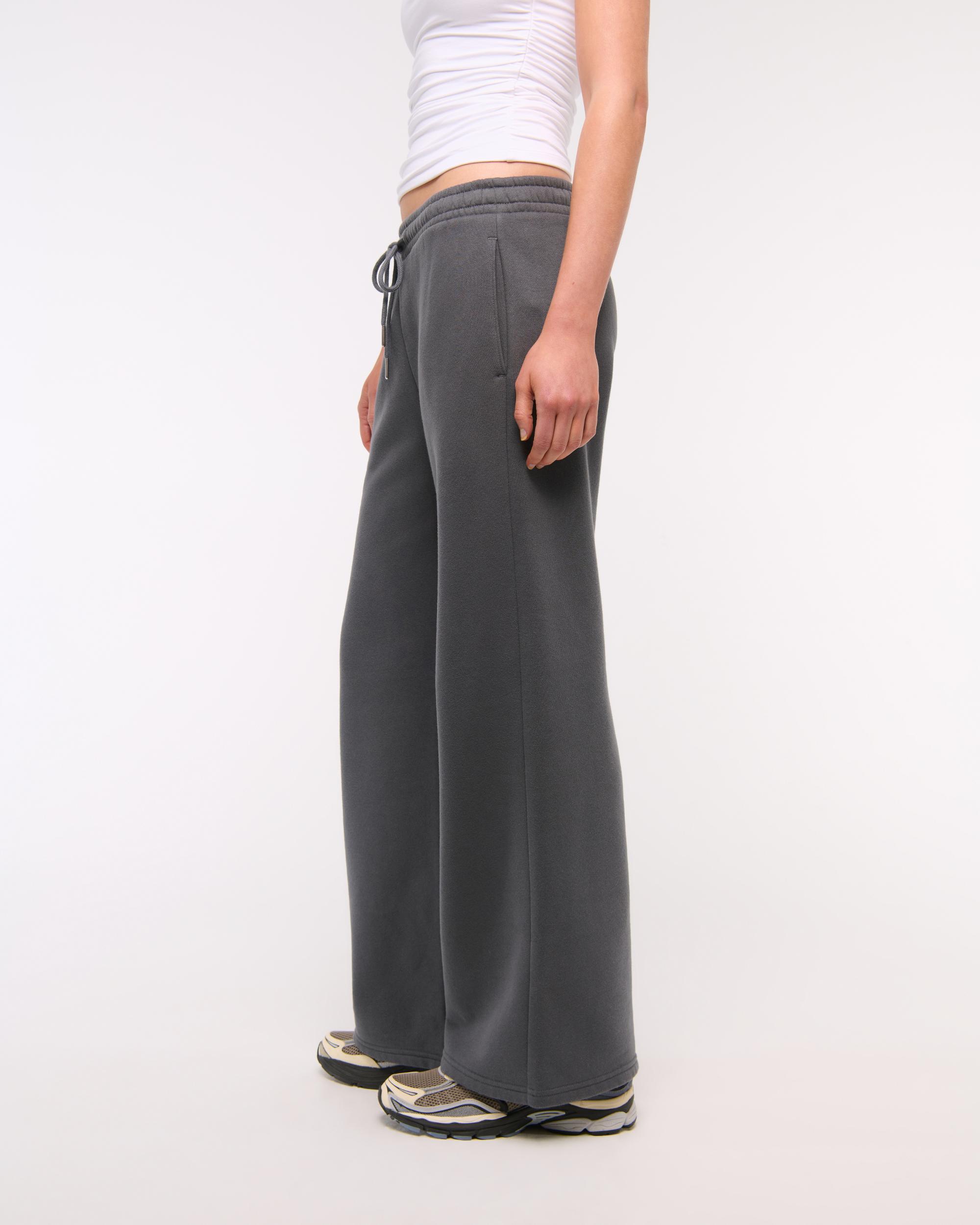 Essential Wide Leg Sunday Sweatpant Product Image