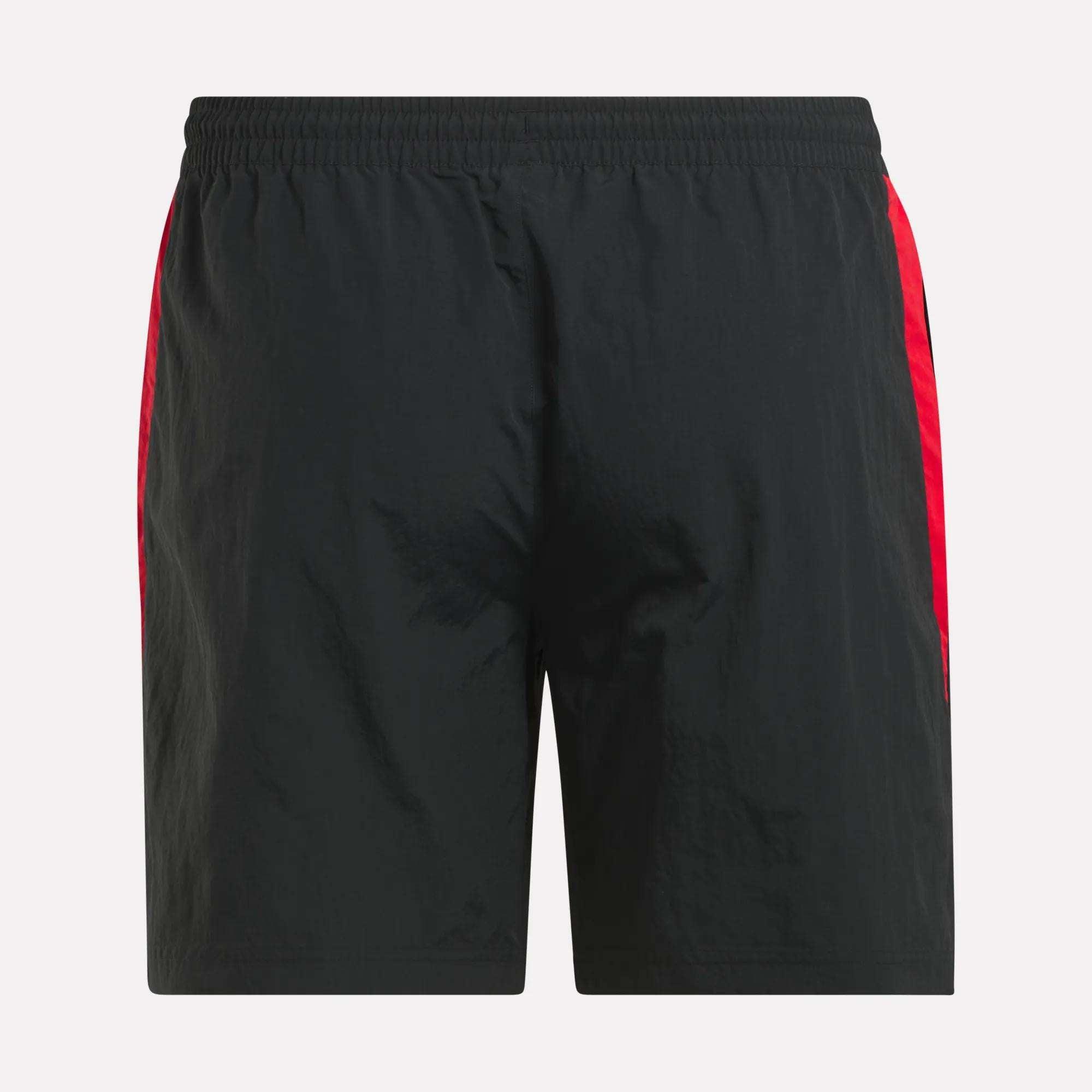 Men's Crosscheck Woven Shorts 7" Male Product Image