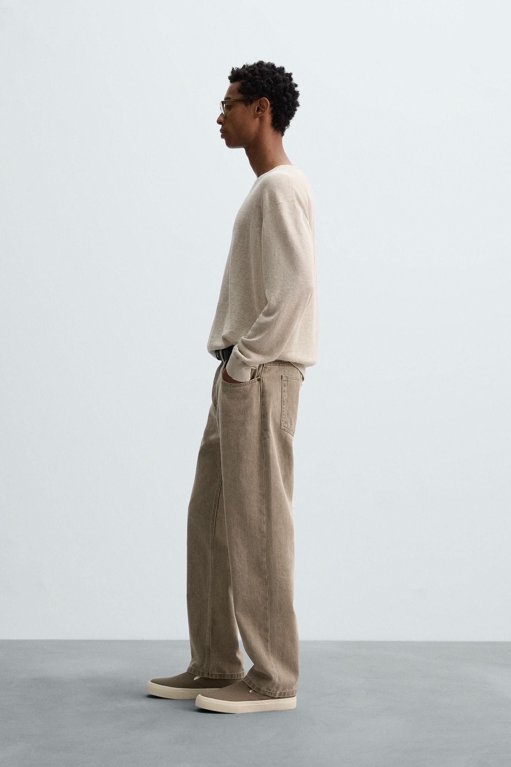 LIGHTWEIGHT LINEN SWEATER Product Image
