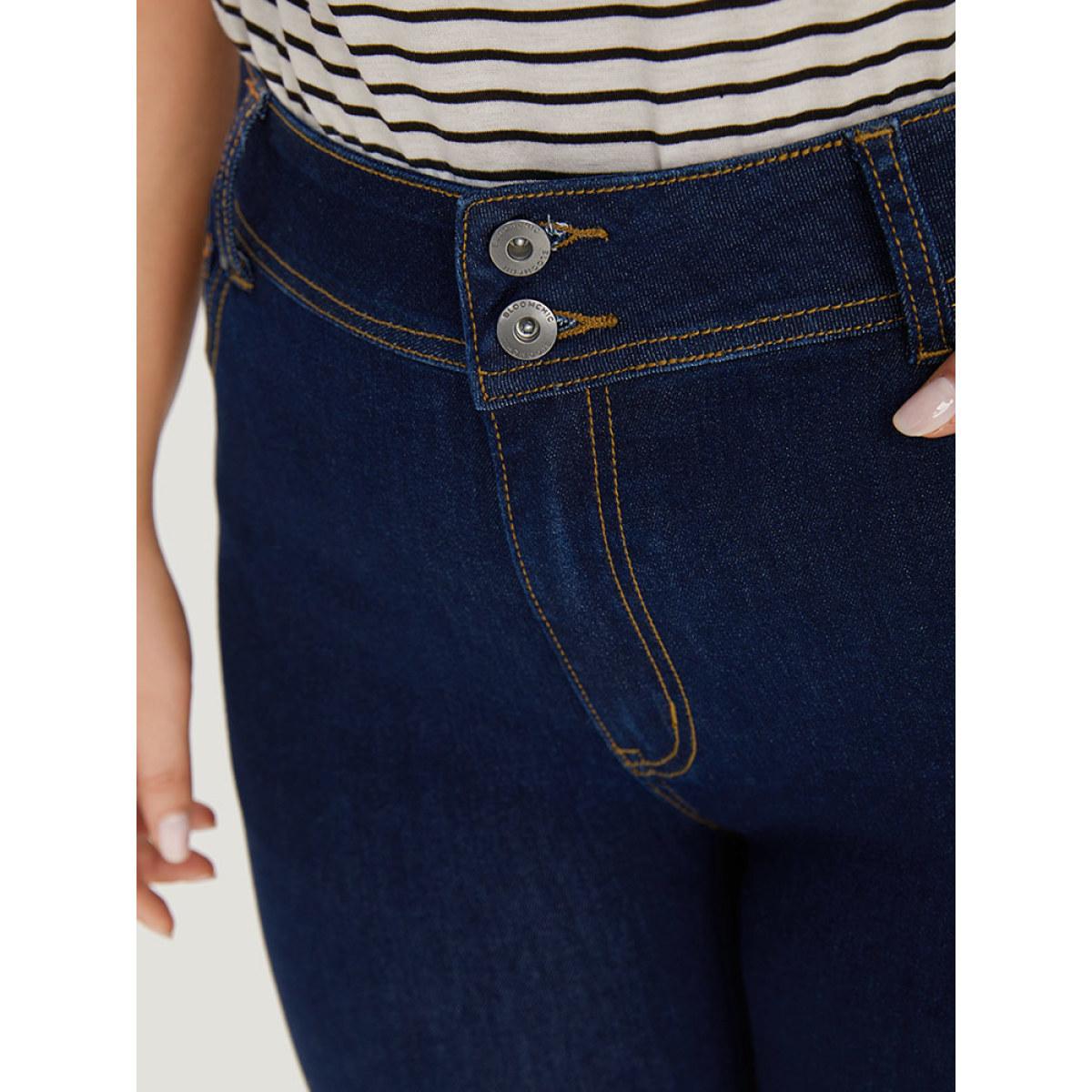 Plus Size Plain Stitch Patched Pocket Jeans Women DarkBlue Casual Plain Plain High stretch Pocket Jeans BloomChic 14/1X Product Image