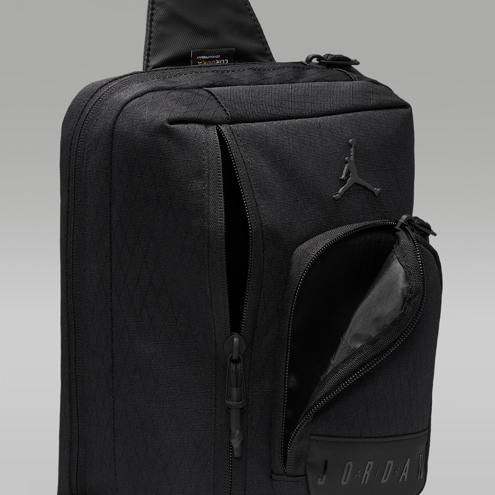 Mens Jordan Collectors Crossbody Bag (3L) | MA0957-R78 Product Image