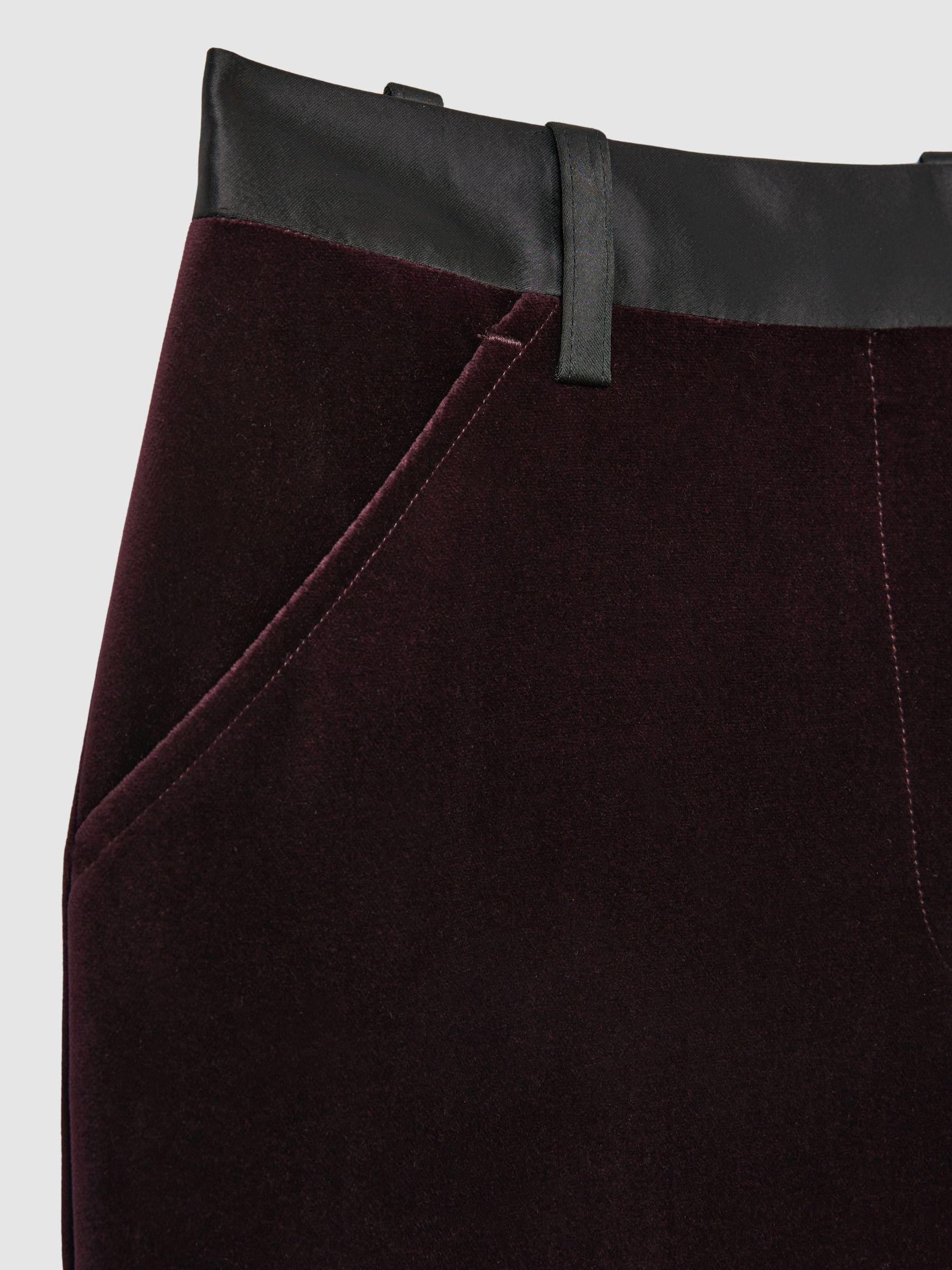 Cotton-Velvet Flared Trousers in Burgundy Product Image