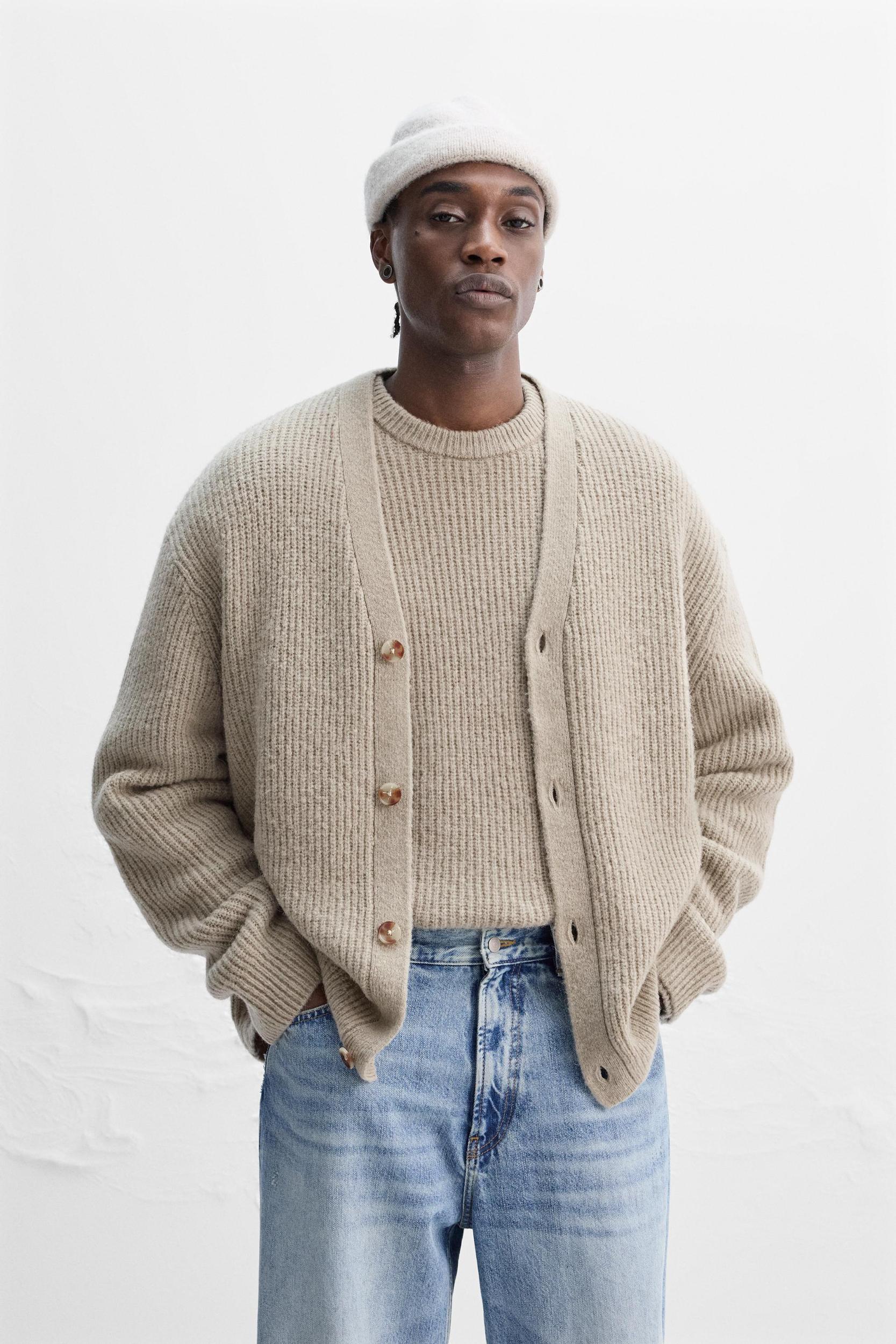 TEXTURED CARDIGAN LIMITED EDITION Product Image