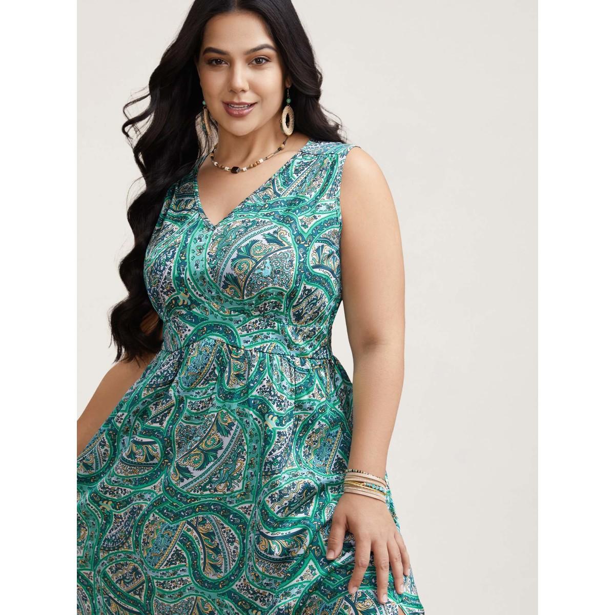 Plus Size Paisley Print Off-Sleeve V-Neck Midi Dress Truegreen Women Resort Slit V-neck Sleeveless Curvy BloomChic 18-20/2X Product Image