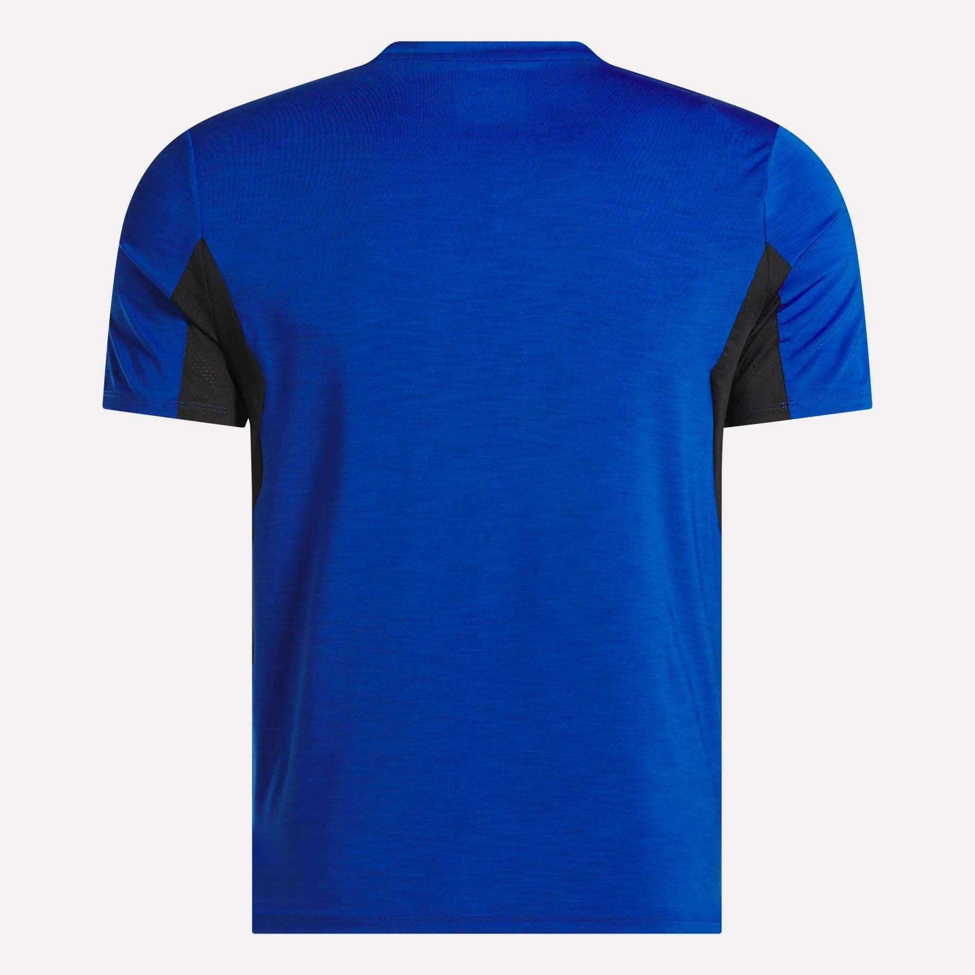 Men's RBK-CHILL Athlete T-Shirt 2.0 Male Product Image