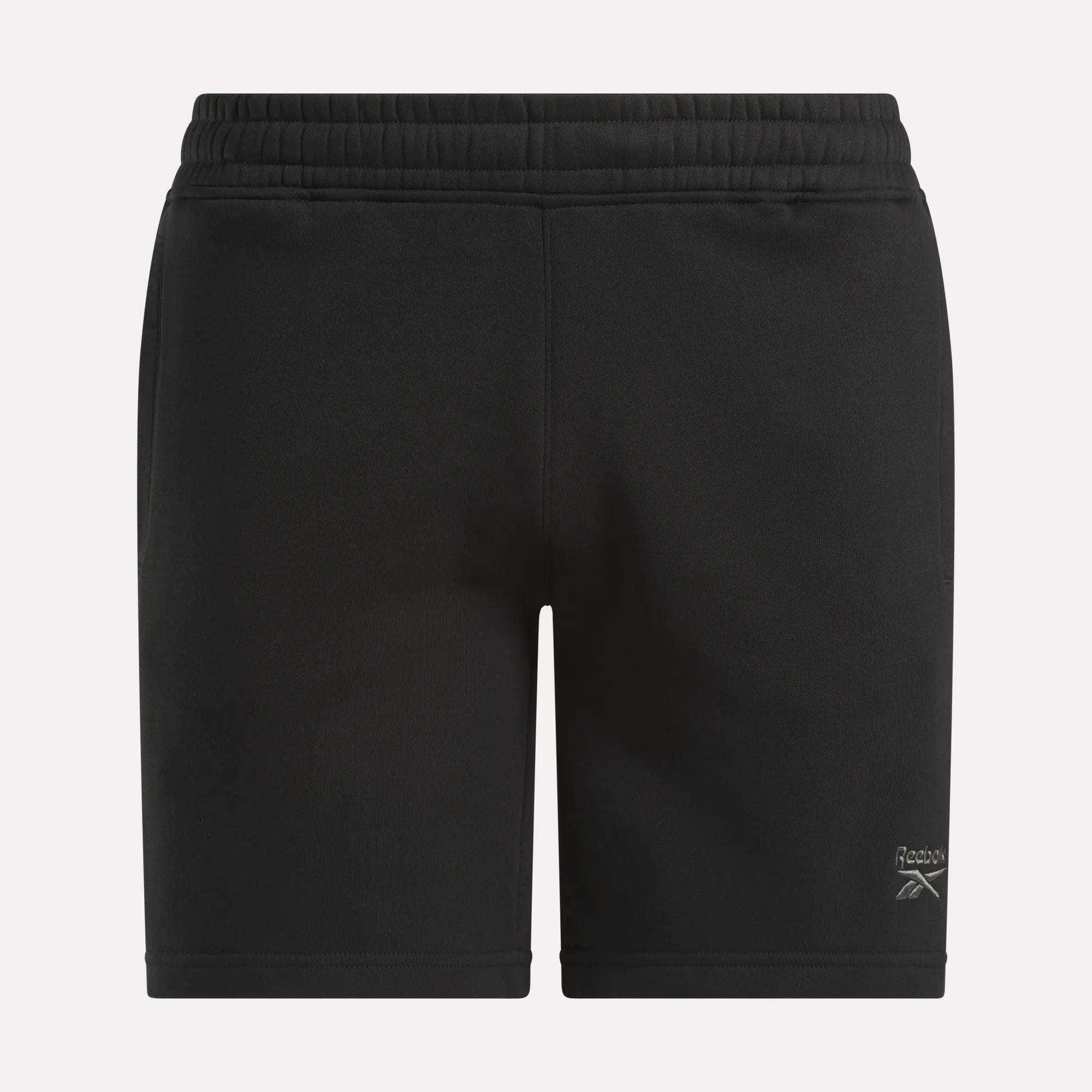 Men's Wardrobe Essentials Shorts Product Image