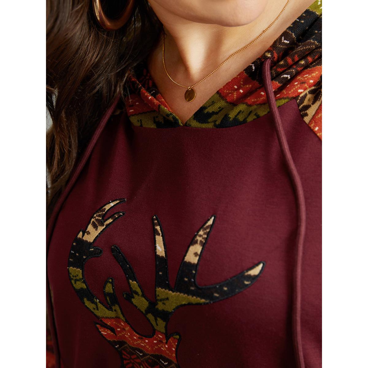Plus Size Christmas Print Pocket Hooded Drawstring Sweatshirt Women Burgundy Casual Contrast Festival-Christmas Sweatshirts BloomChic 30/6X Product Image