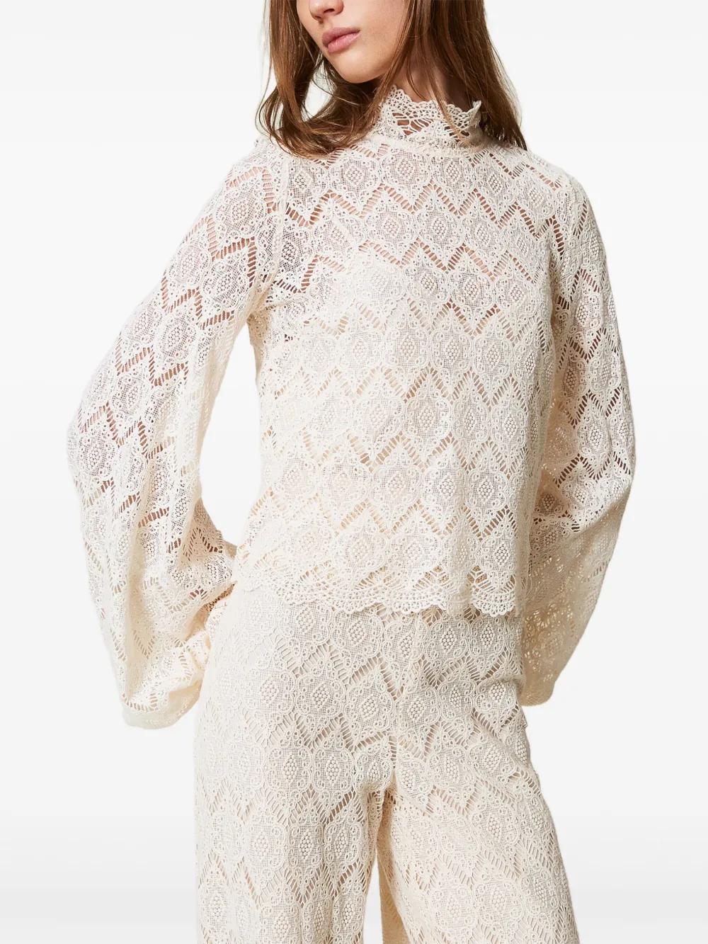 lace blouse Product Image