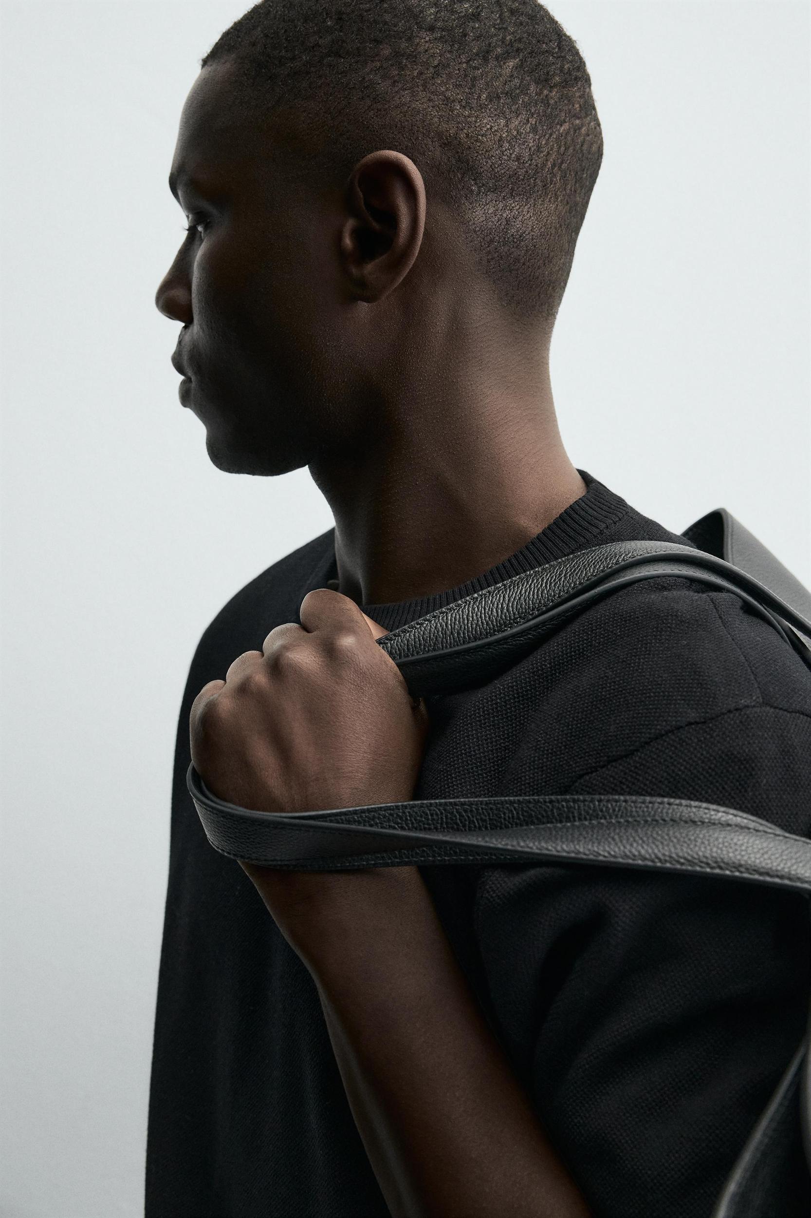 RELAXED FIT KNIT T-SHIRT Product Image