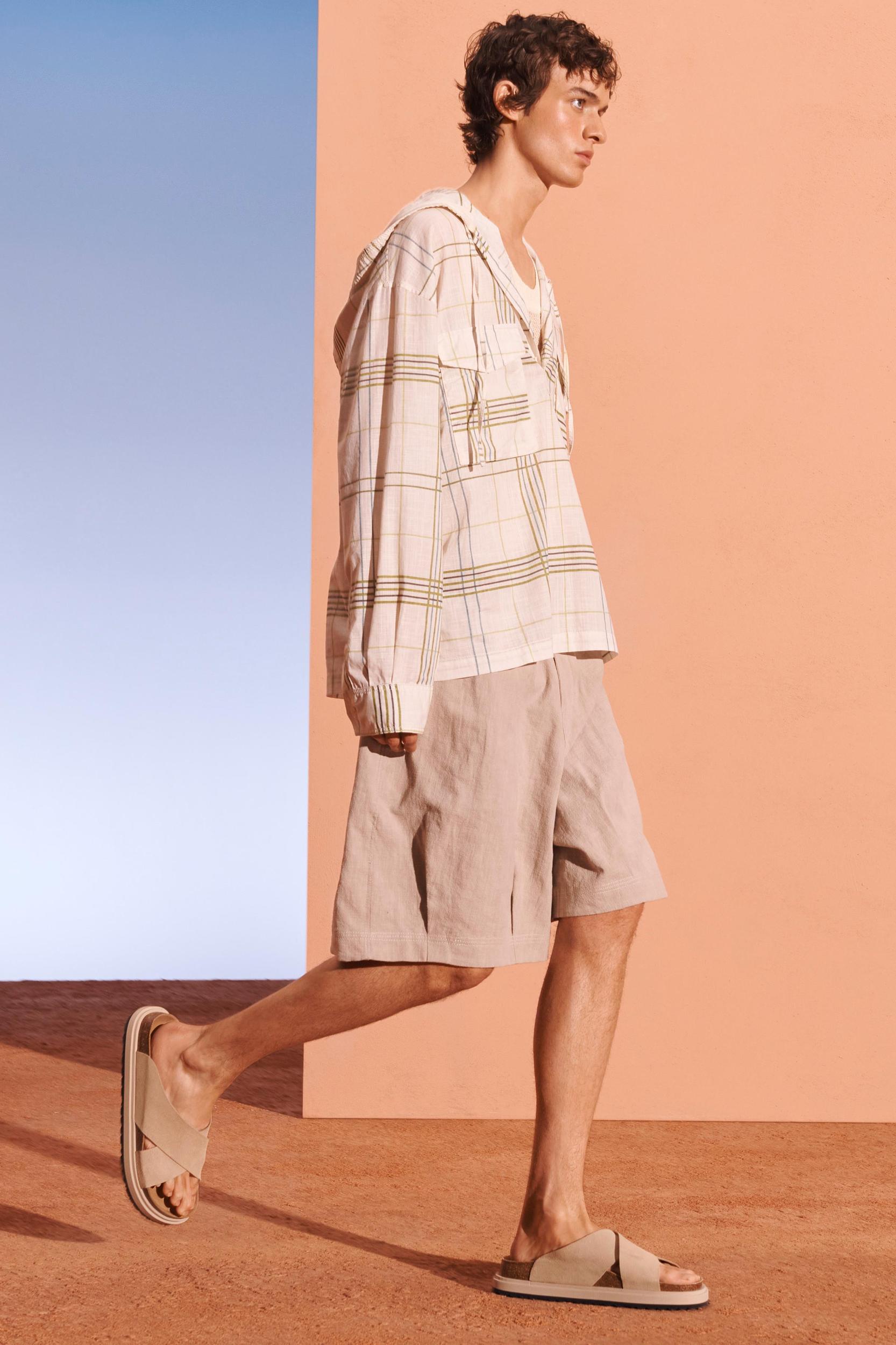 LTHR SNDLS Product Image