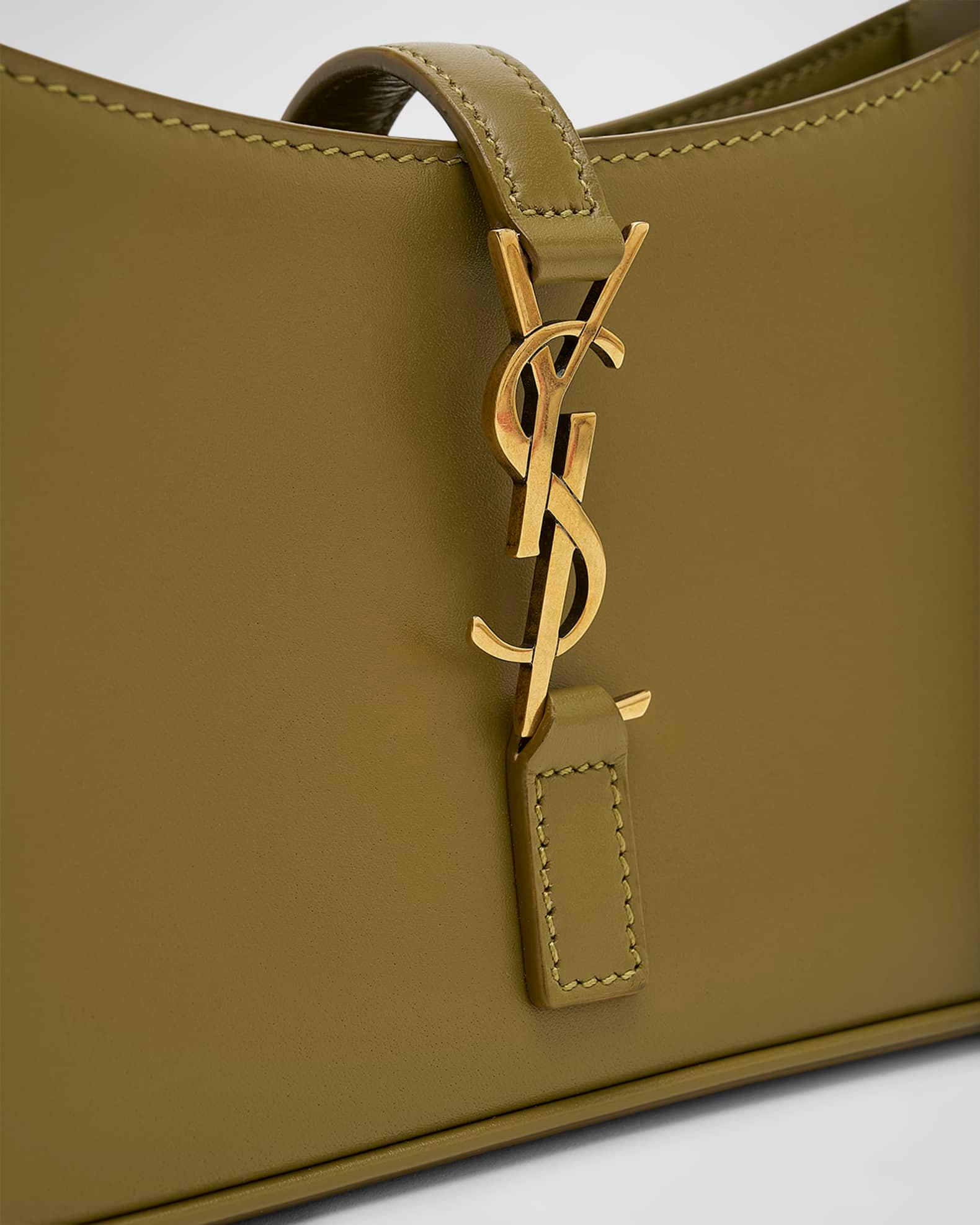 Womens Le 5 7 Mini Hobo in Smooth Leather Product Image