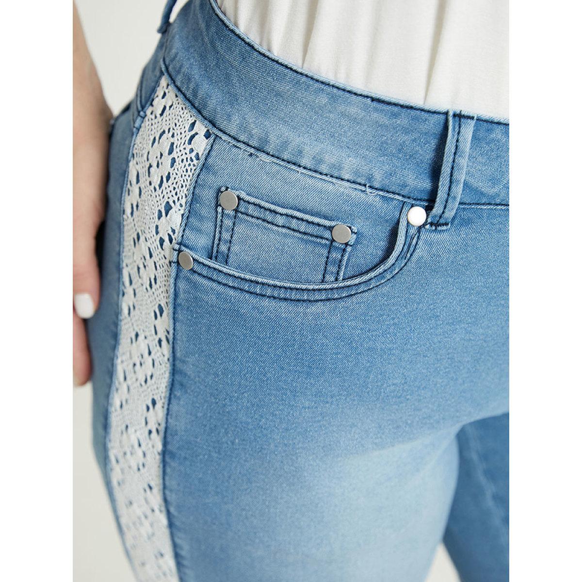 Plus Size Very Stretchy High Rise Light Wash Contrast Lace Denim Shorts Women LightBlue High stretch Dailywear Casual Denim Shorts BloomChic 12/L Product Image