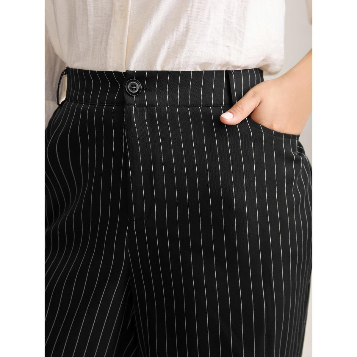 Plus Size Stripes Print Pockets Straight-Fit Pants Women Black Office Straight Leg Mid Rise Office Pants BloomChic 30/6X Product Image