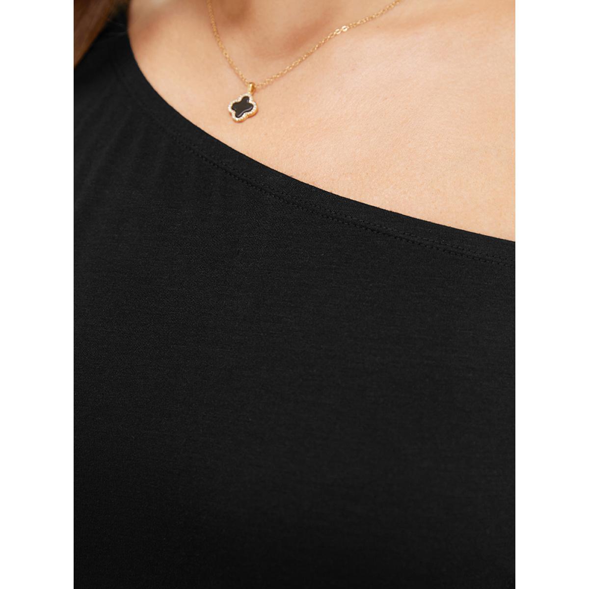 Plus Size Pixel Geometric Patchwork Pocket One Shoulder Dress Black Women Elegant Gathered One Shoulder Short sleeve Curvy Midi Dress BloomChic 14-16/1X Product Image