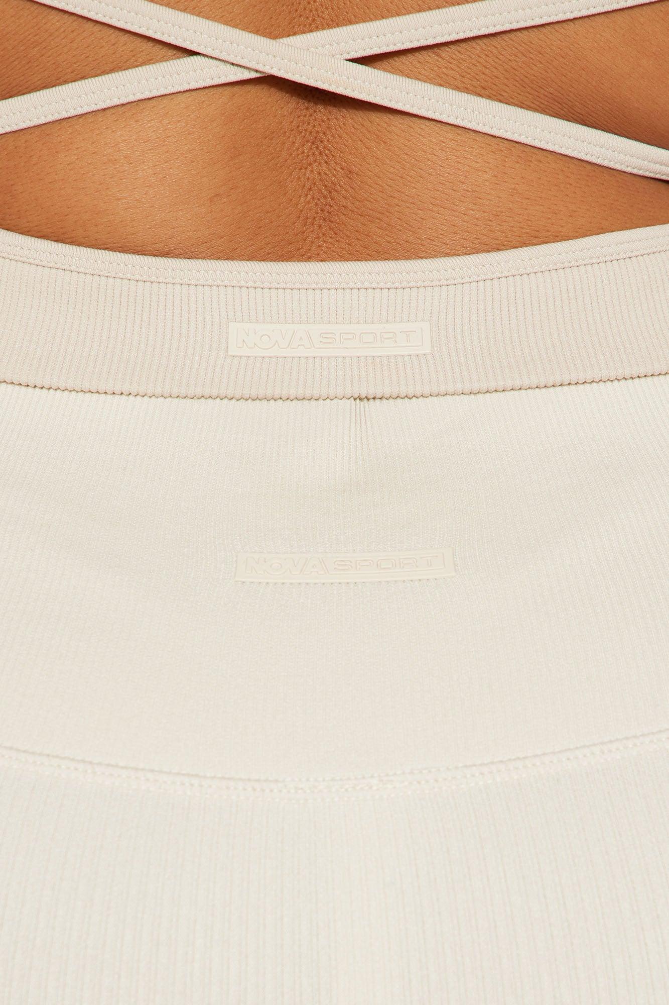 Resistance Effortless Seamless Active Legging - Light Taupe Product Image