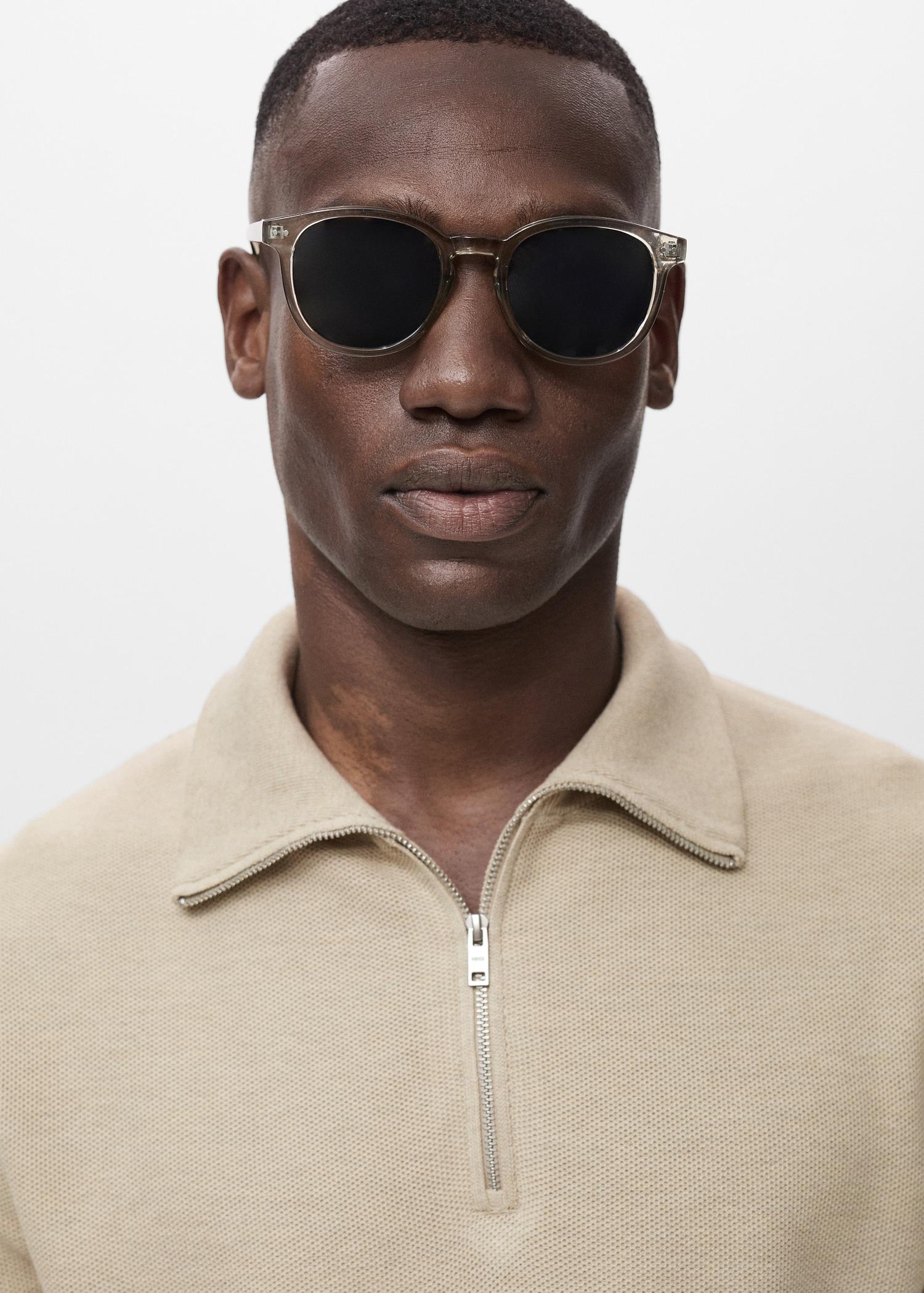 Microstructure sweater with zipper collar - Men | MANGO USA Product Image