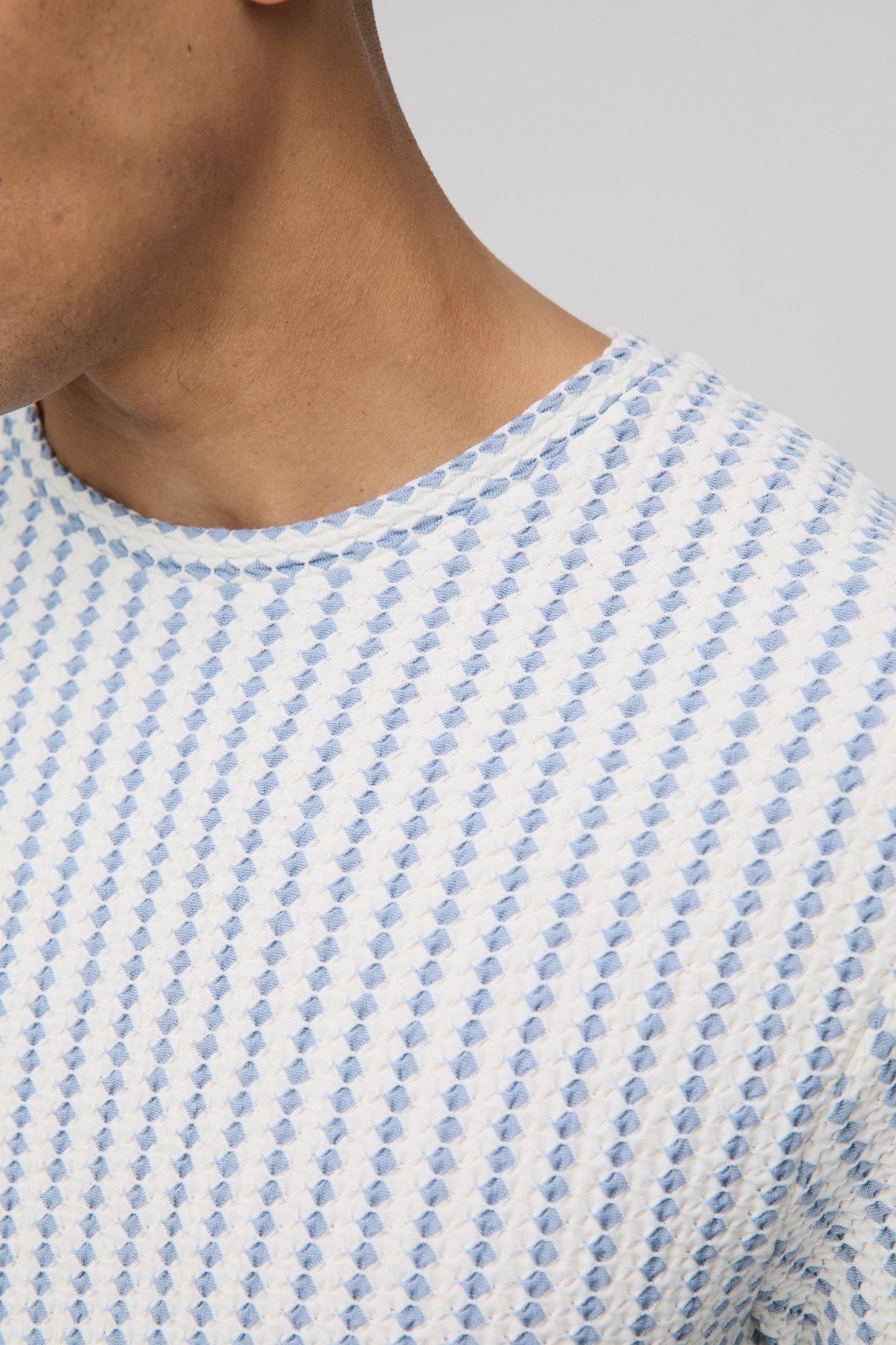 Regular Fit Textured Stripe T-Shirt | boohooMAN USA Product Image