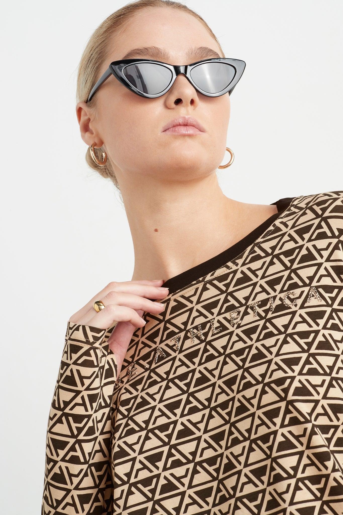 Geo Print Long Sleeve T-Shirt 127 Product Image