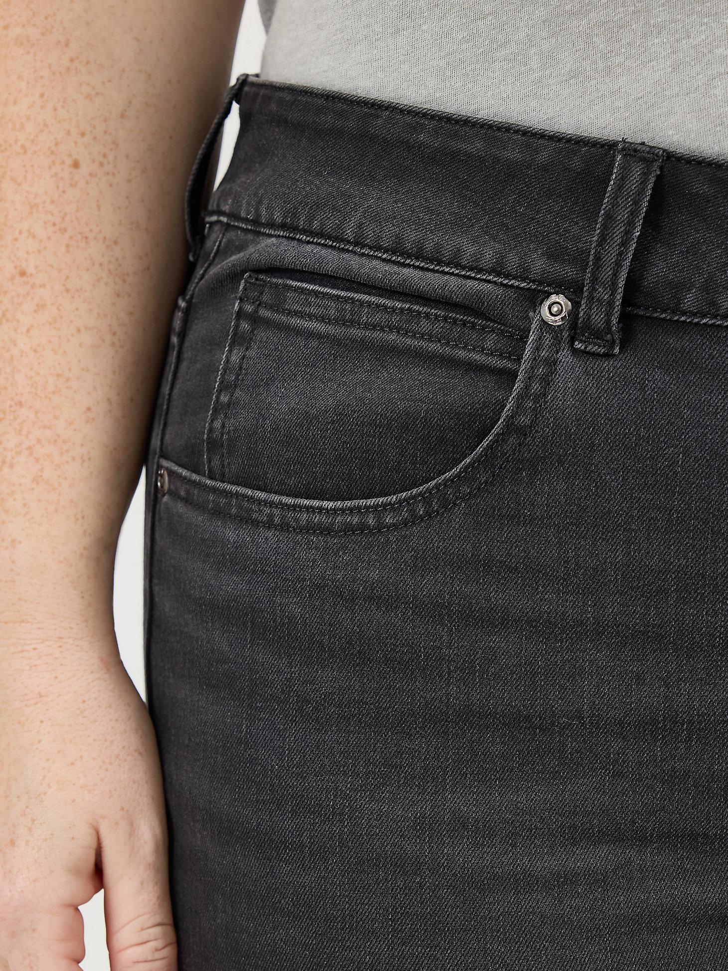 Women's Legendary Straight Crop (Plus) | Women's Capris & Crops | Lee® Product Image