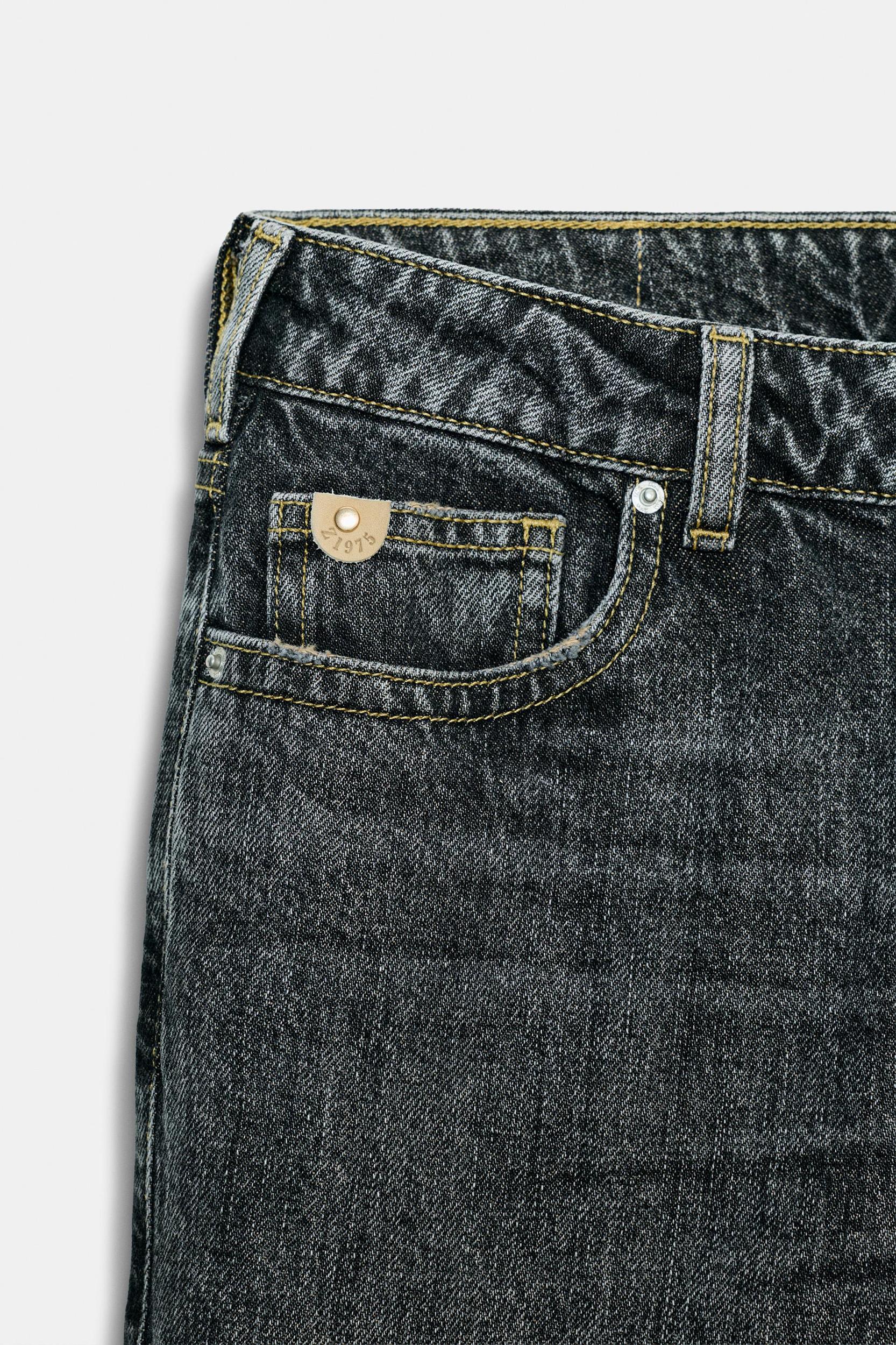 Z1975 MID-RISE CUFFED STRAIGHT JEANS Product Image
