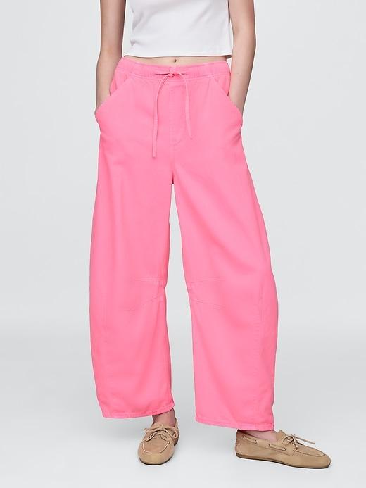 Mid Rise Easy Horseshoe Jeans Product Image