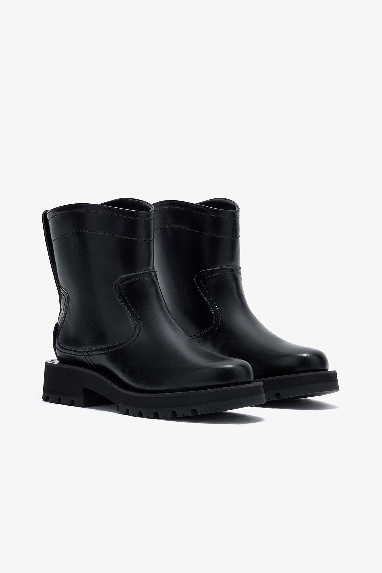 Boots in Low Black Oleatex Product Image