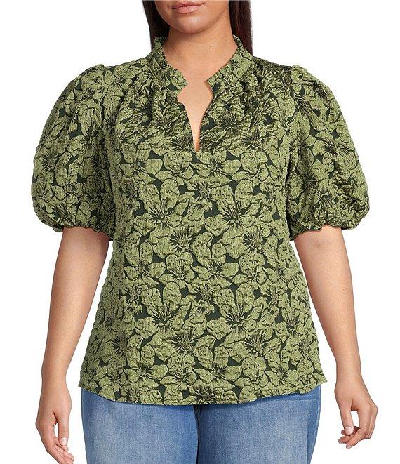 Sugarlips Plus Short Sleeve Floral Jacquard Split Neck Top Product Image