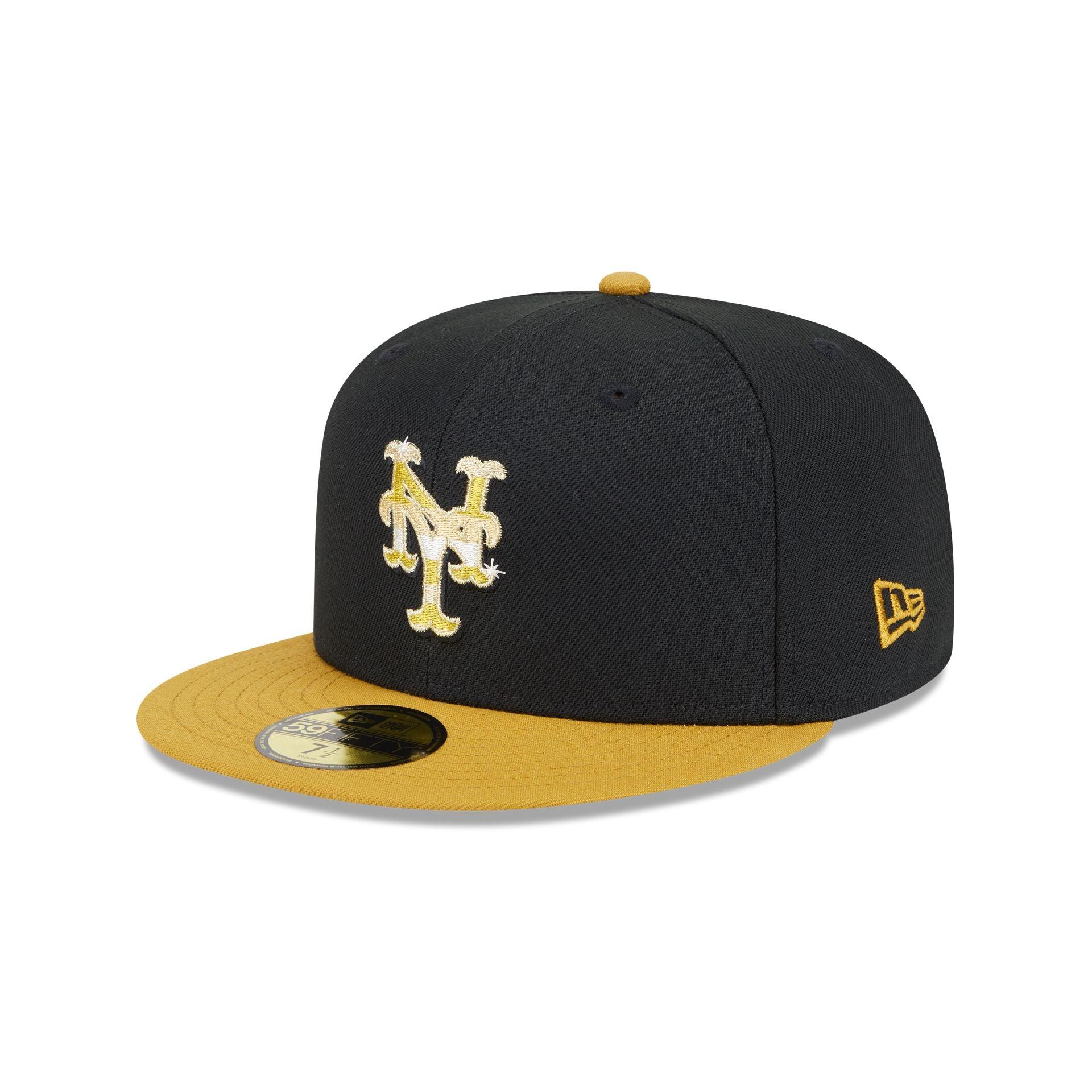 New York Mets Metallic Gold Logo 59FIFTY Fitted Hat Male Product Image