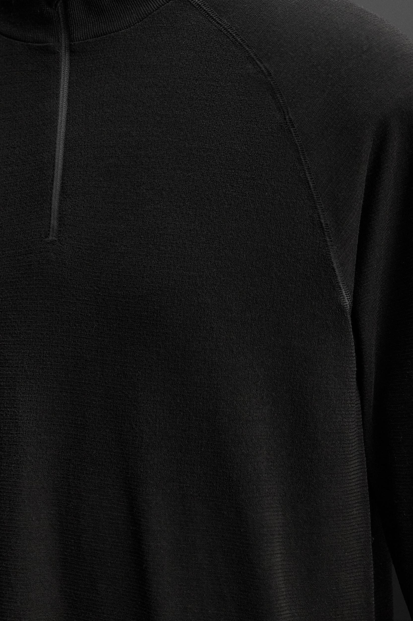 ZIPPER COLLAR SHIRT Product Image