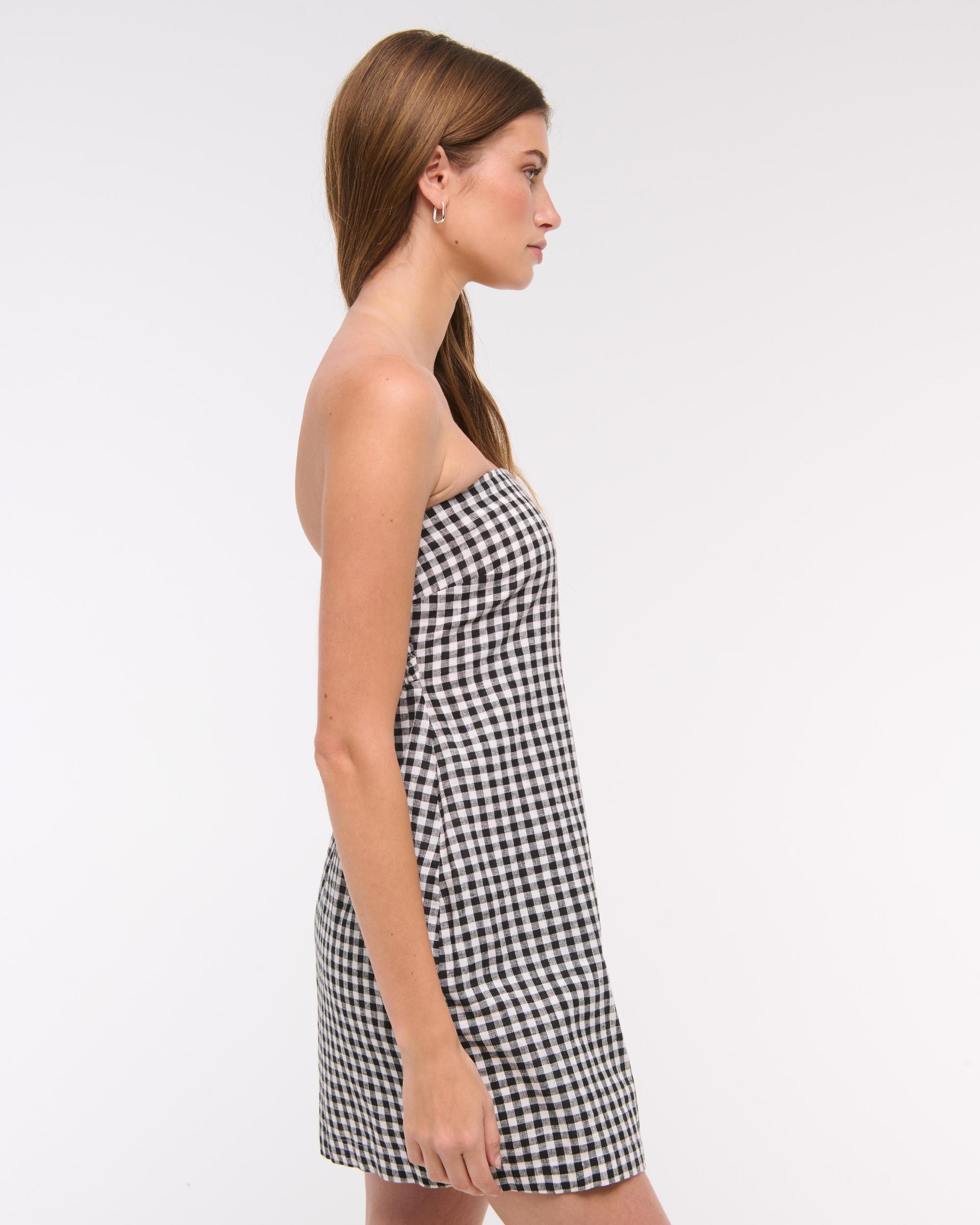 The A&F Scarlett Strapless Linen-Blend Skort Product Image