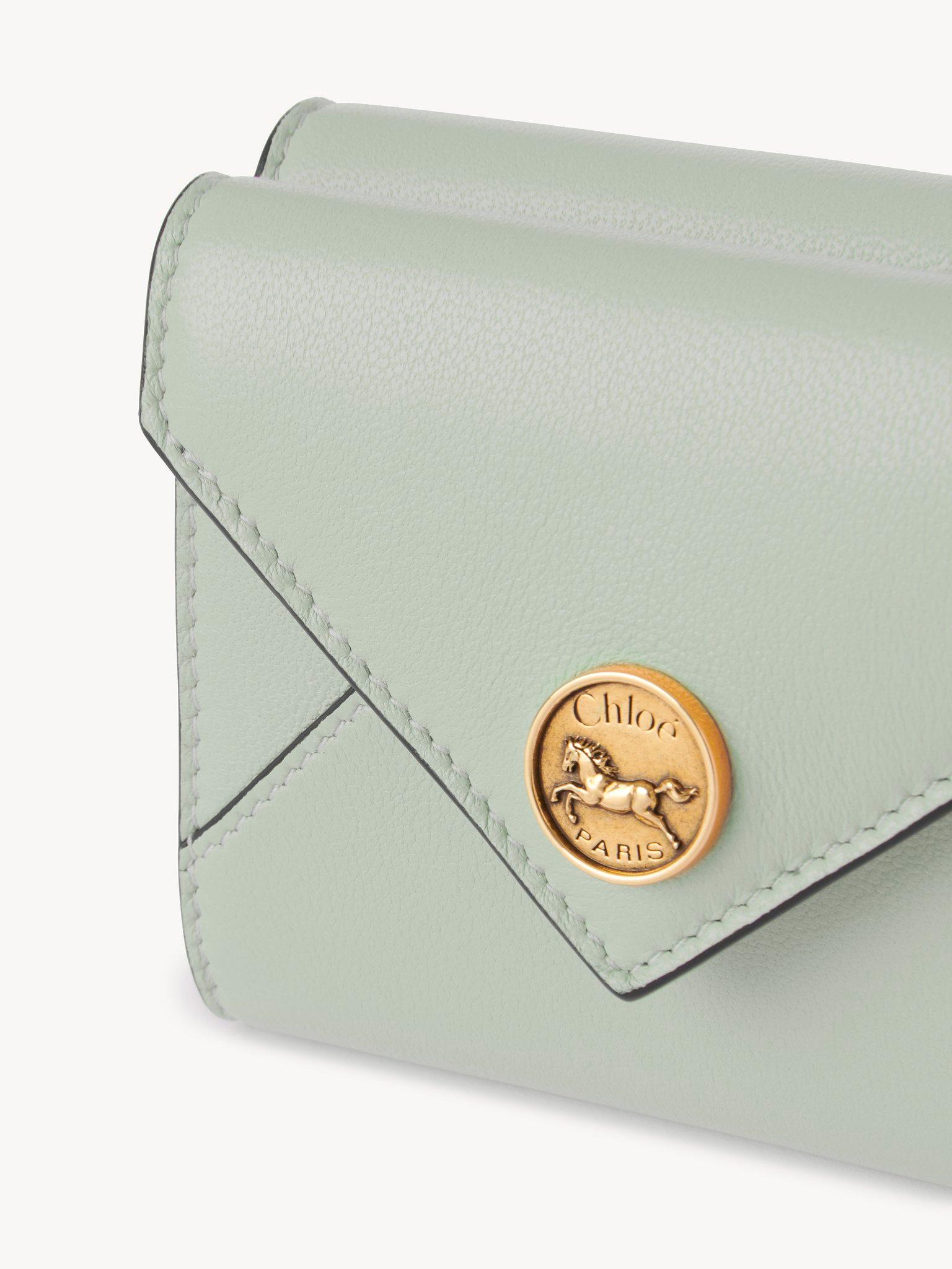 Small Envelope tri-fold in grained leather Product Image