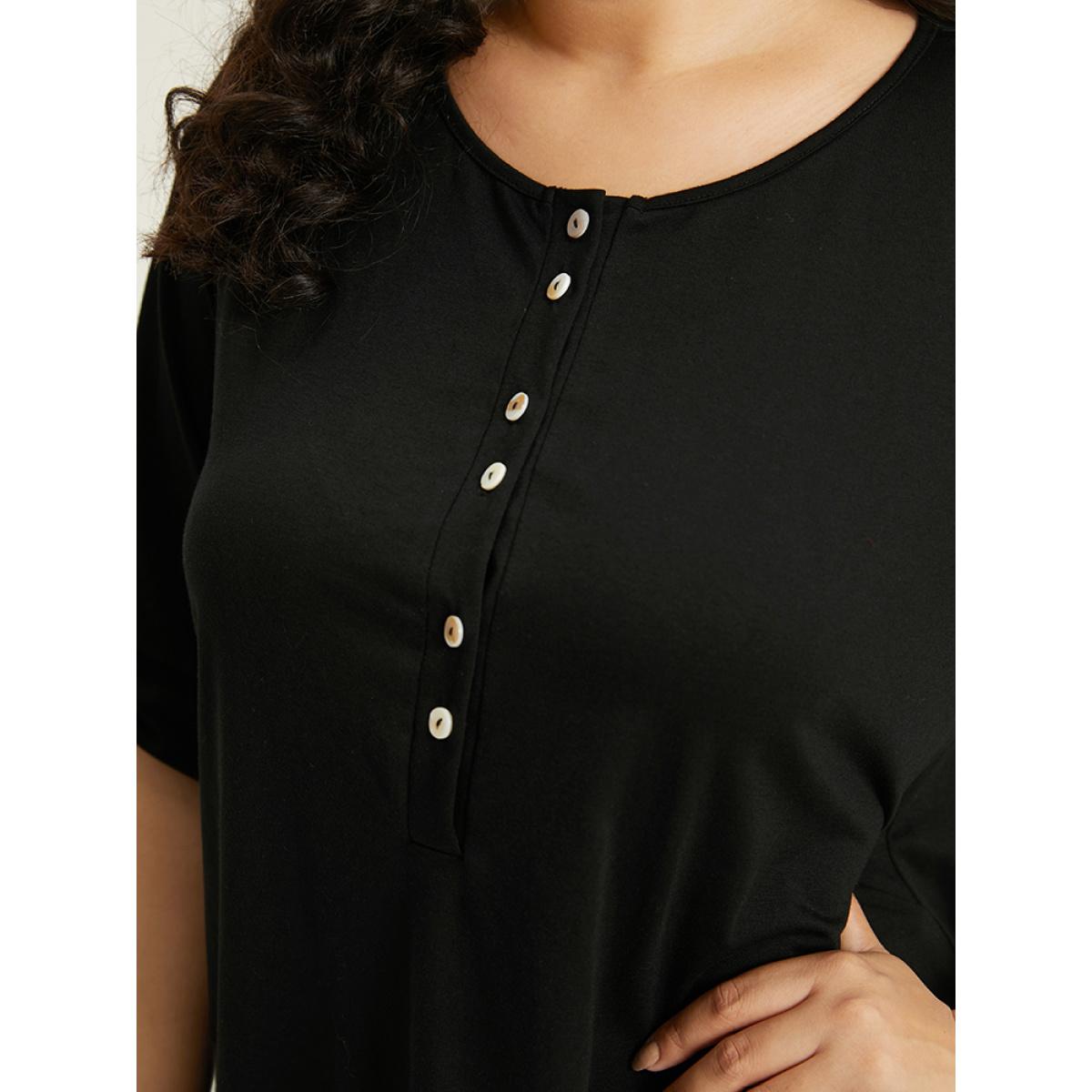 Plus Size Plain Button Up Tab Sleeve T-shirt Black Women Casual Plain Plain Round Neck Dailywear T-shirts BloomChic 12/L Product Image