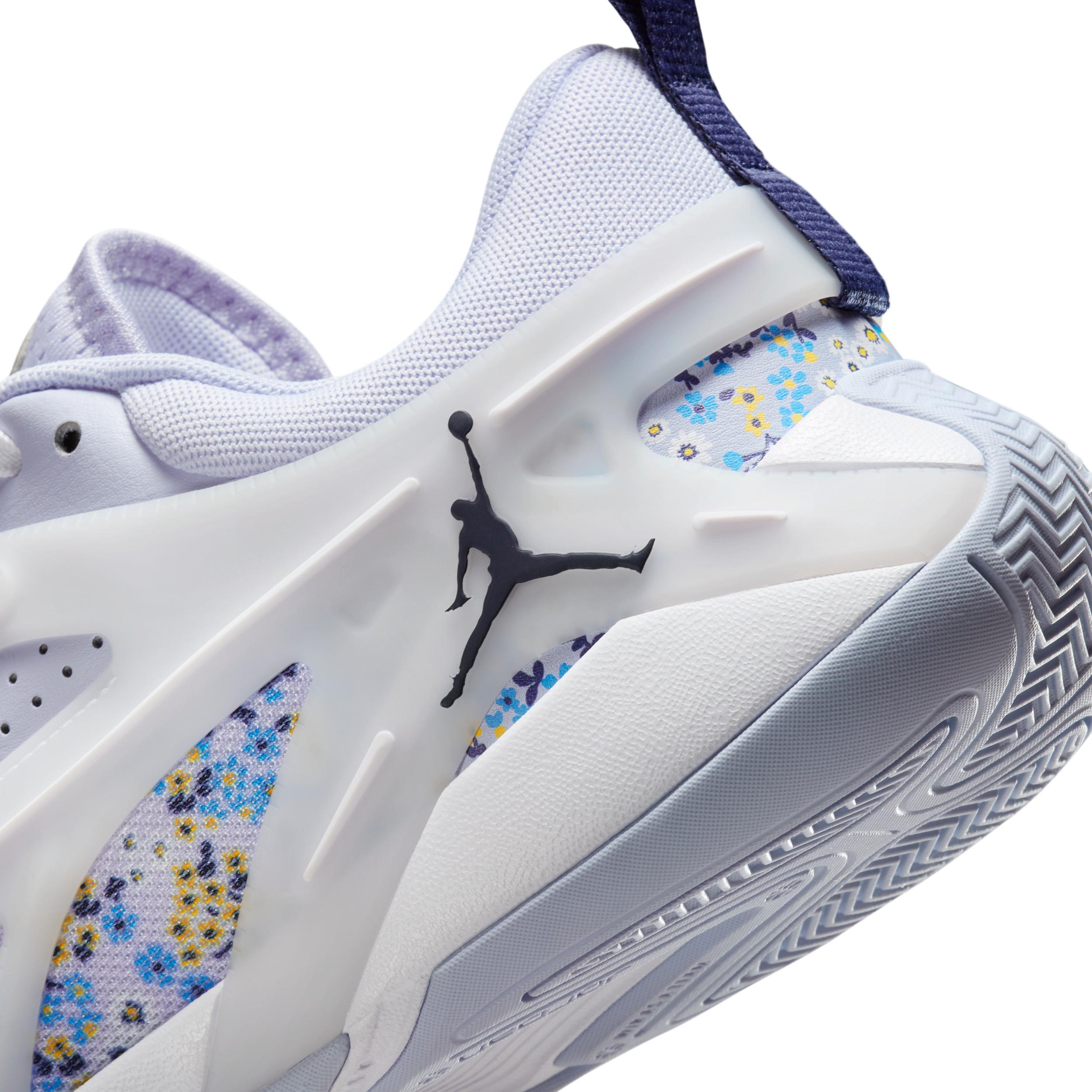 Women's Jordan Heir Series "Mother's Day" Basketball Shoes Product Image