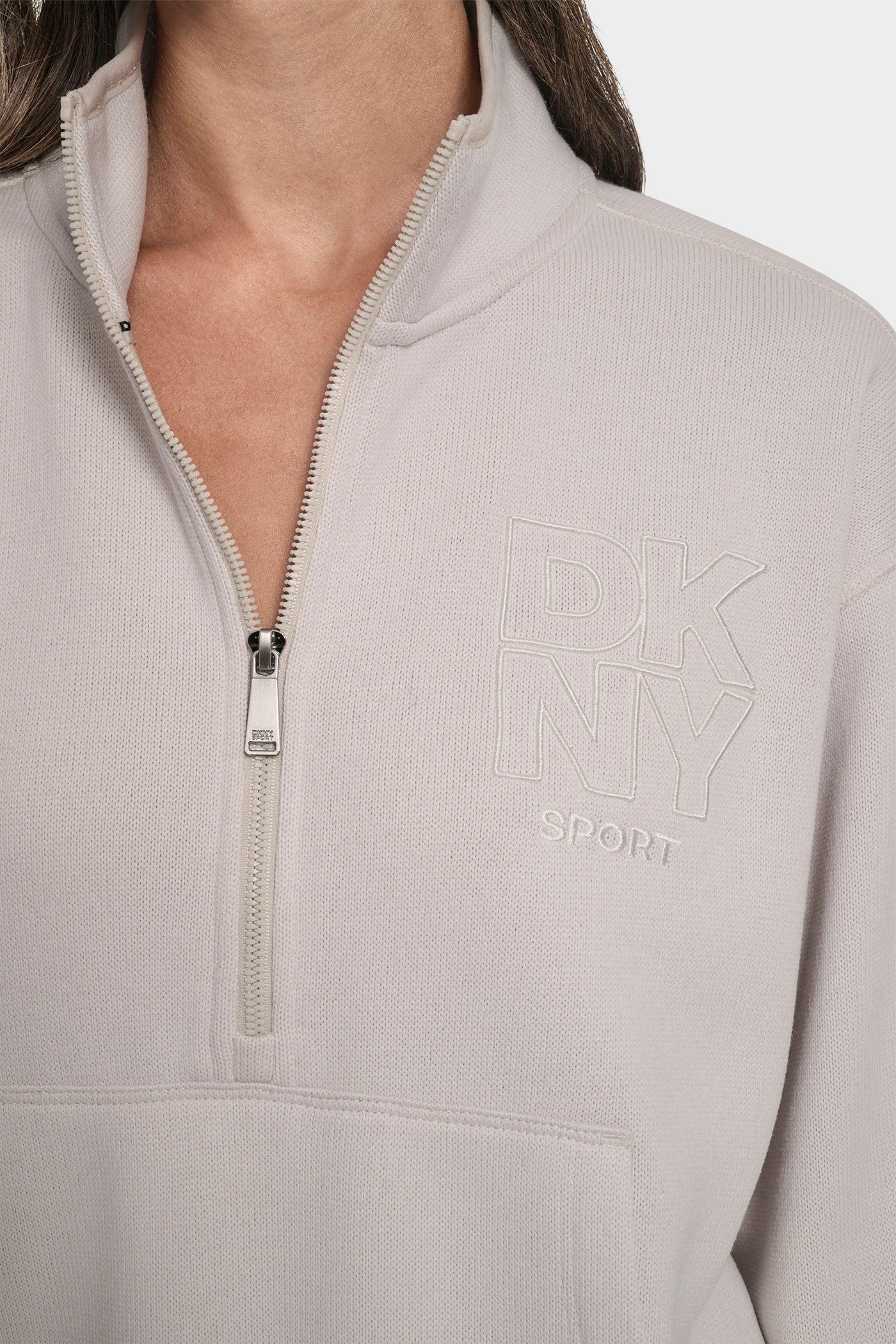 HALF ZIP LOGO PULLOVER Product Image