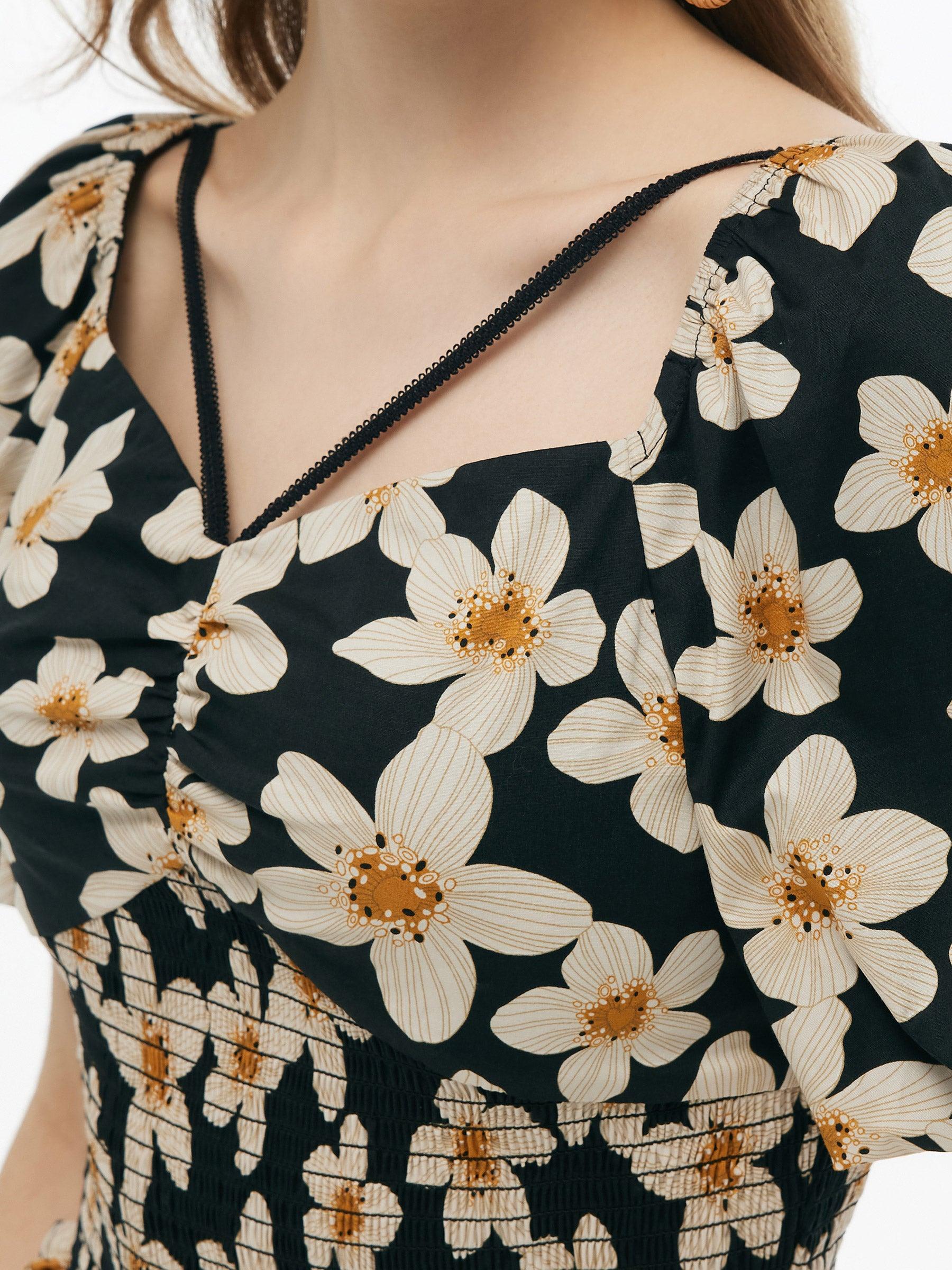 Cotton Stretch Floral Print Women Smocked Top Product Image