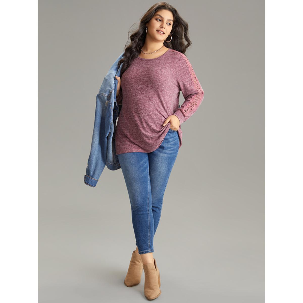 Plus Size Plain Contrast Lace Crew Neck T-shirt DustyPink Women Casual Plain Plain Round Neck Dailywear T-shirts BloomChic 12/L Product Image