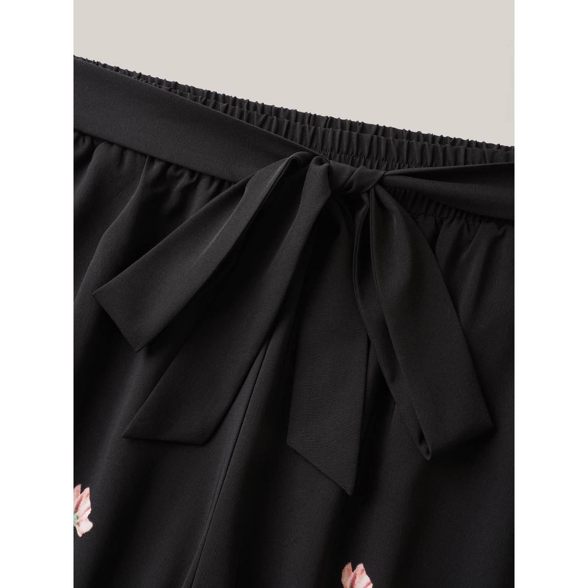 Plus Size Floral Print Belted Wide-Leg Pants Women BlackFlower Resort Wide Leg Mid Rise Vacation Pants BloomChic 28/5X Product Image