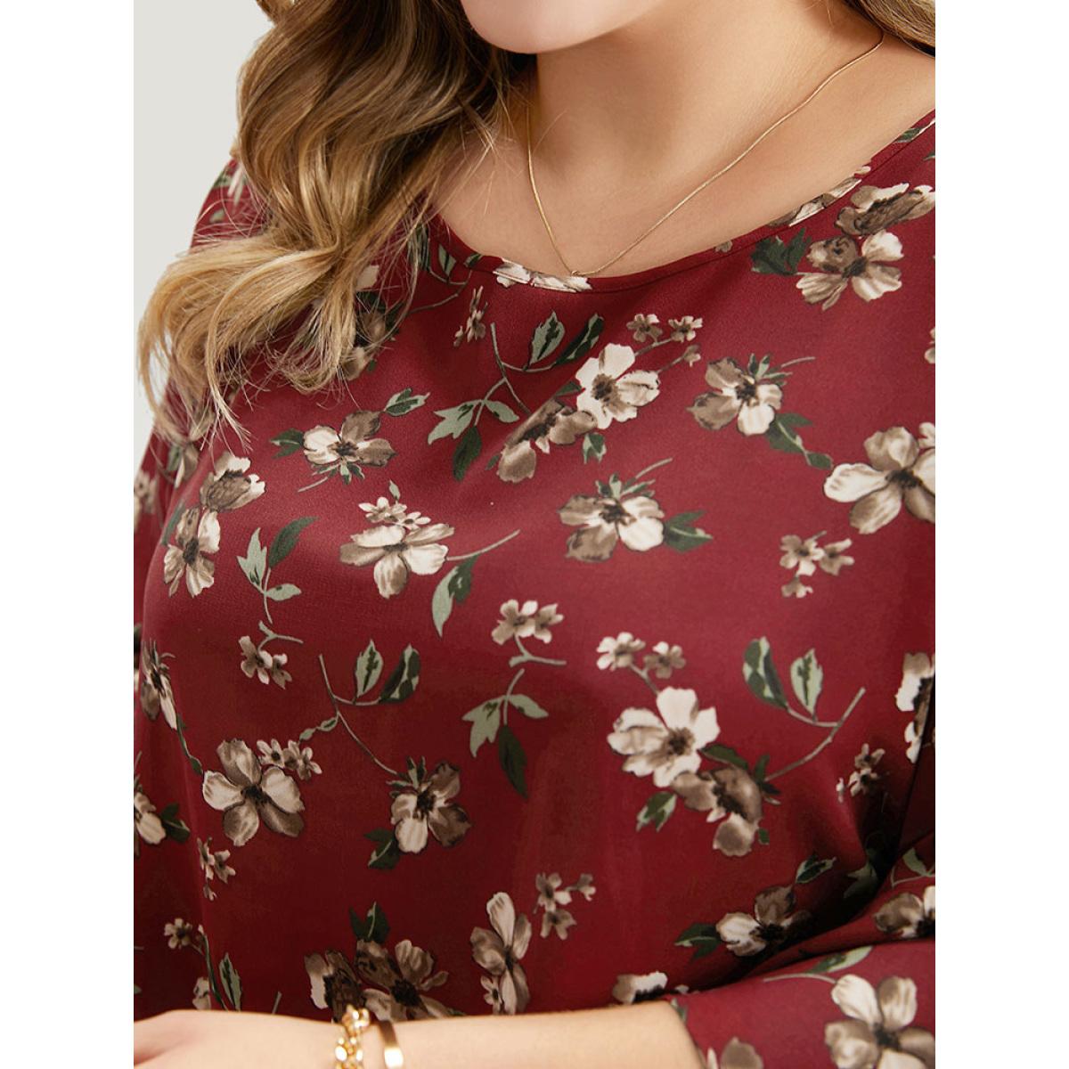 Plus Size Scarlet Floral Print Bell Sleeve Crew Neck Blouse Women Elegant Half Sleeve Round Neck Dailywear Blouses BloomChic 28/5X Product Image