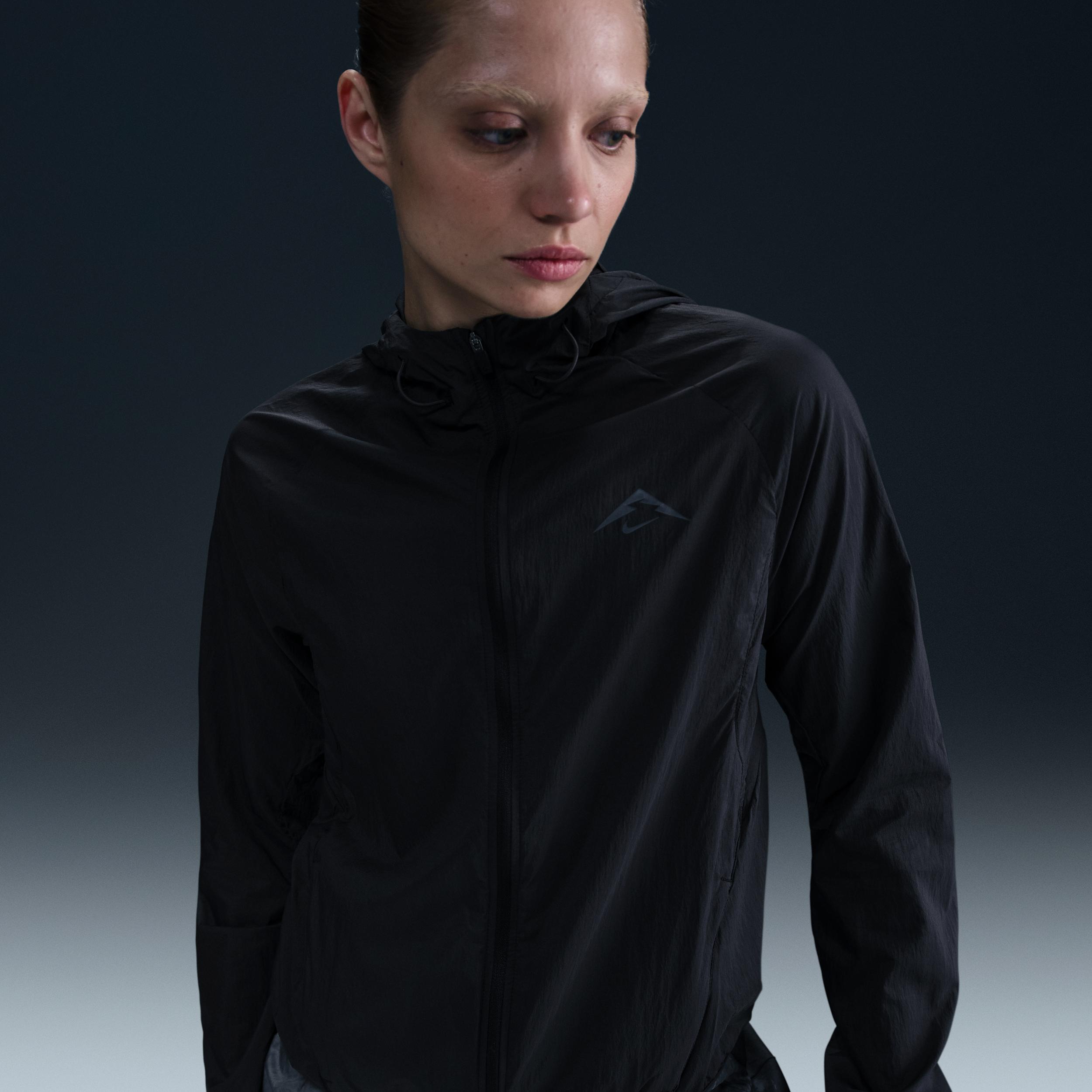 Nike Womens Trail Repel Running Jacket | HJ2250-010 Product Image