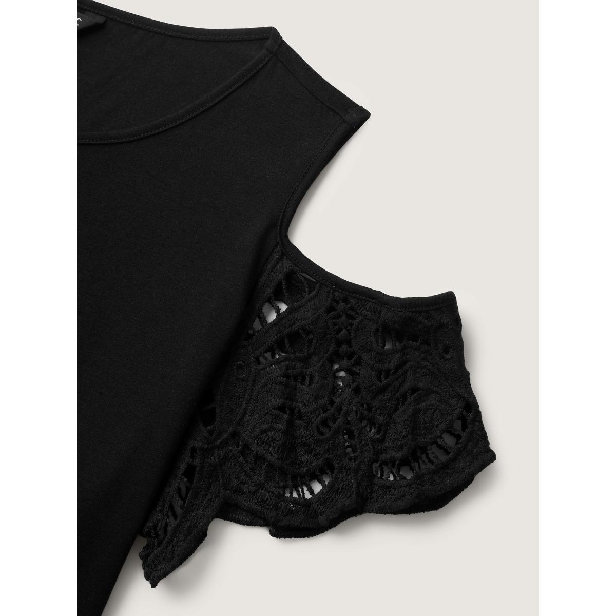 Plus Size Sleeve Cut-Out Cold-Shoulder T-Shirt Black Women Leisure Cut-Out Round Neck Casual T-shirts BloomChic 30/6X Product Image