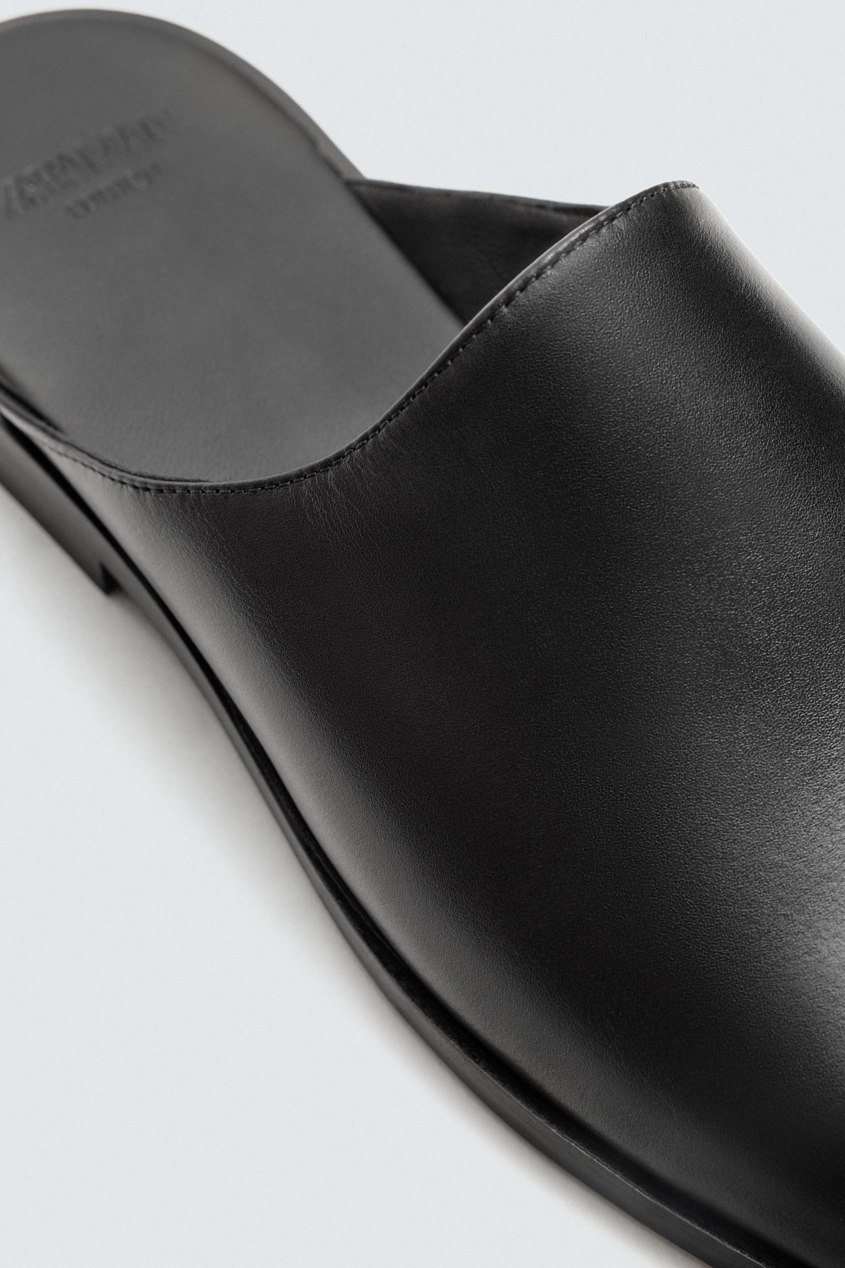 LIMITED EDITION LEATHER CLOGS Product Image