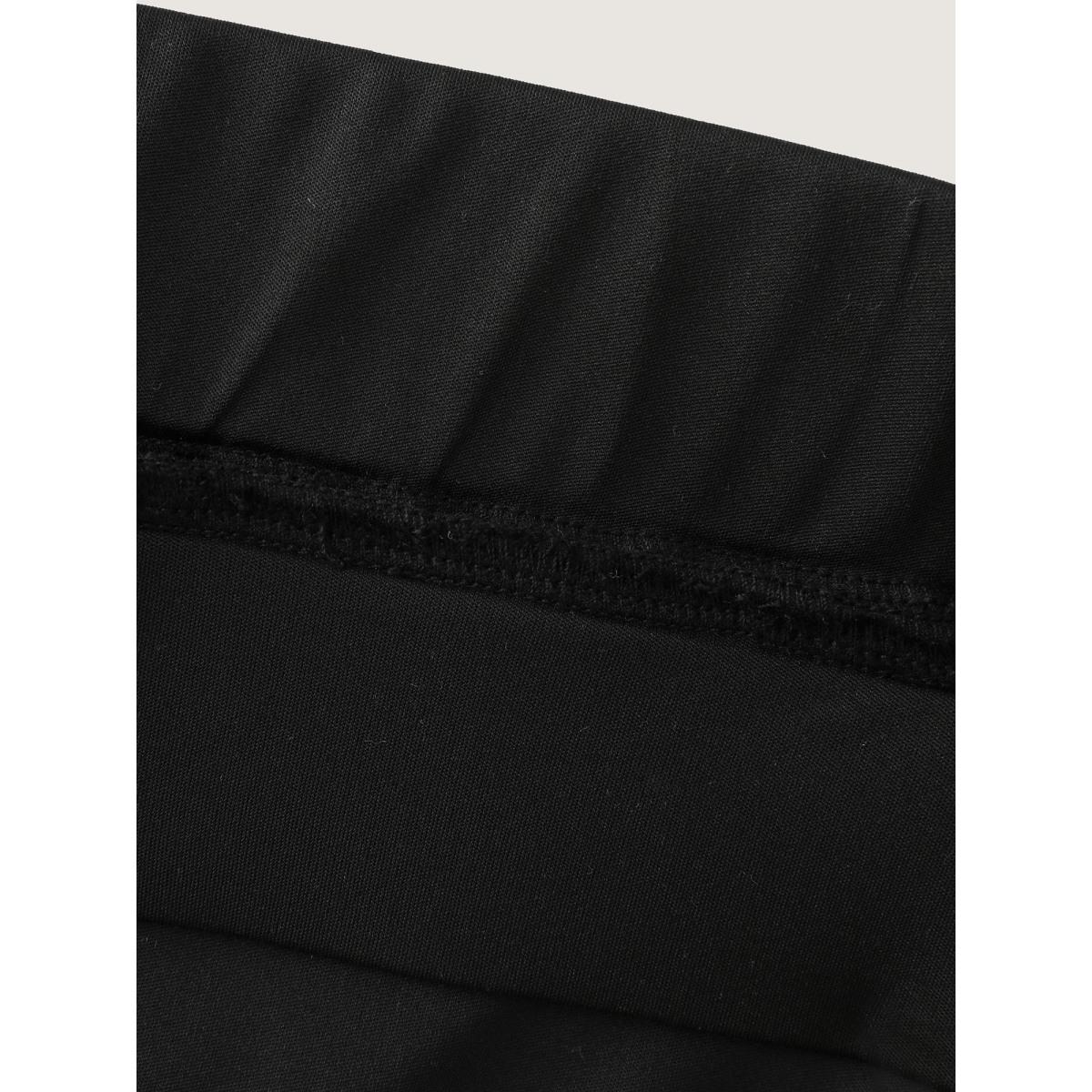 Plus Size Stretchy Waistband Skinny-Fit Pants Women Black Timeless Skinny Mid Rise Elegant Pants BloomChic 10/M Product Image