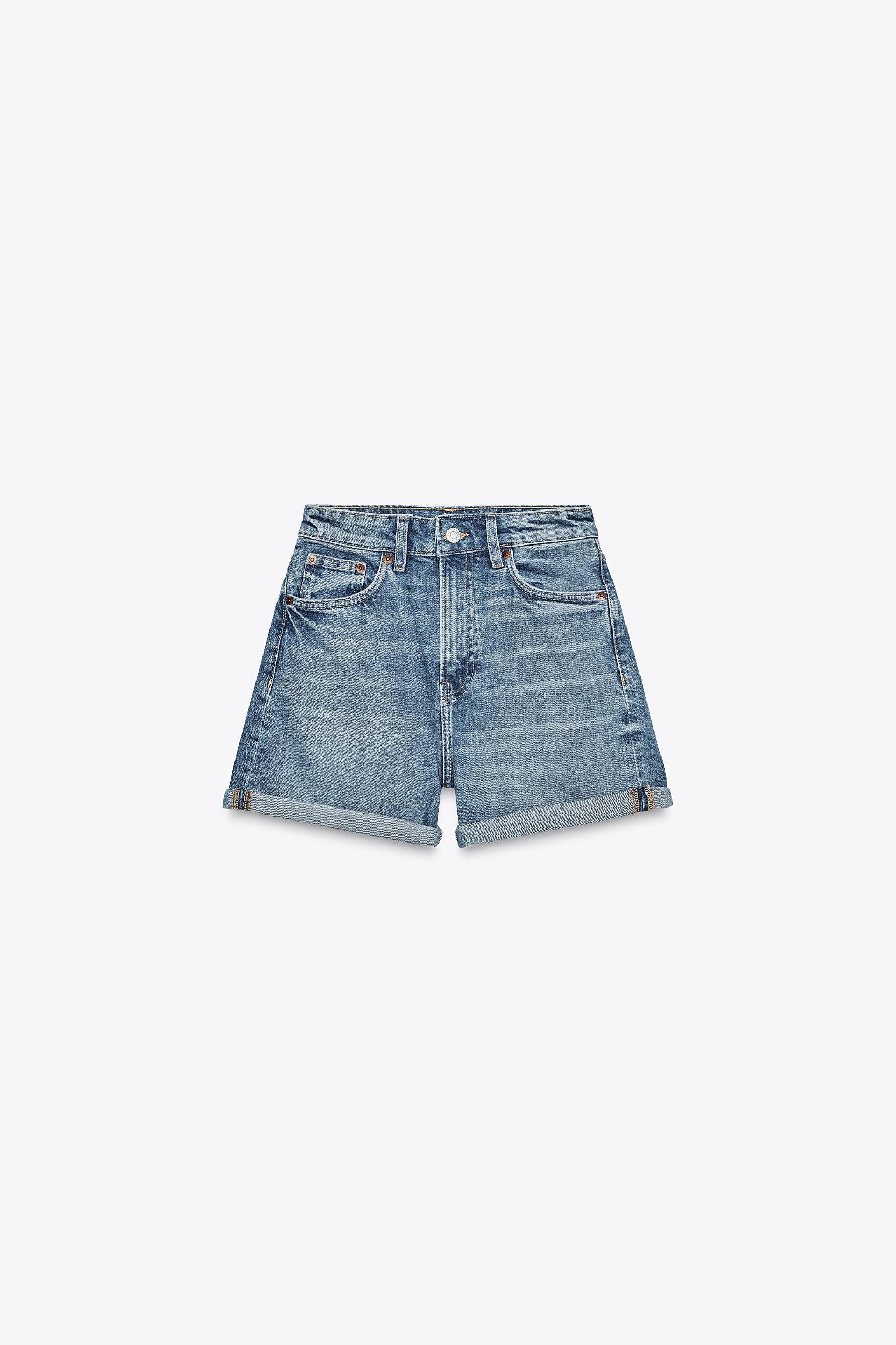 HIGH-WAISTED MOM FIT SHORTS Product Image