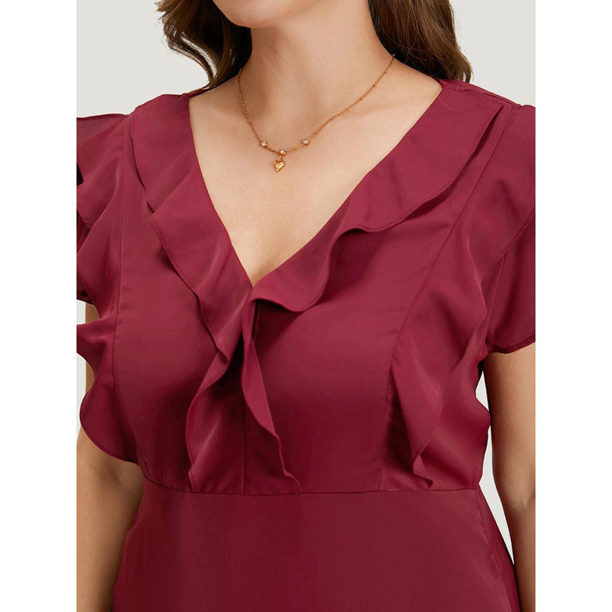 Plus Size Plain Ruffle Trim Pocket Cap Sleeve Midi Dress Scarlet Women Office Plain V-neck Sleeveless Curvy Midi Dress BloomChic 14-16/1X Product Image