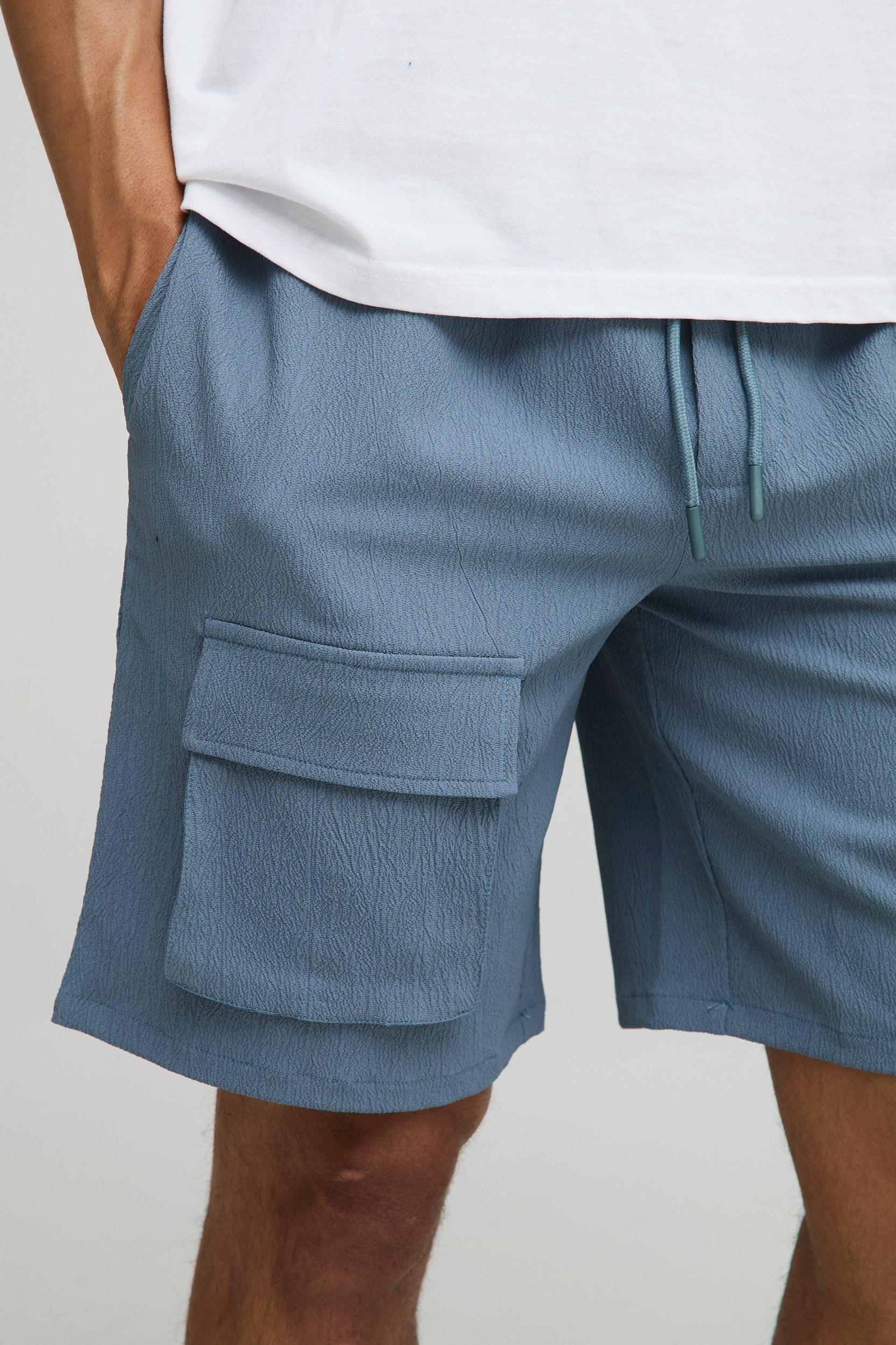 Elasticated Waist Relaxed Fit Crinkle Textured Cargo Shorts | boohooMAN USA Product Image
