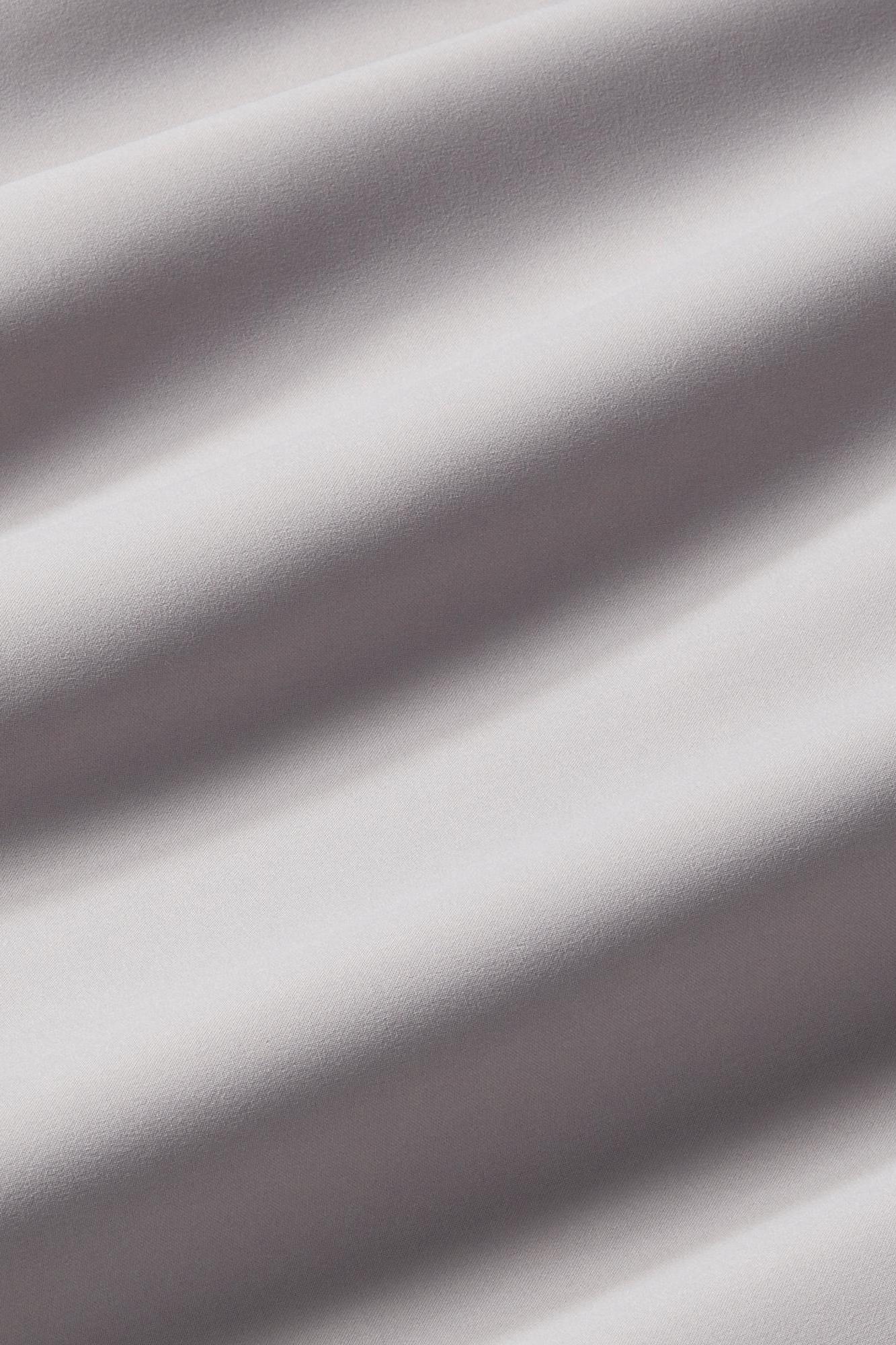 Temper Vest - Nickel Solid Product Image