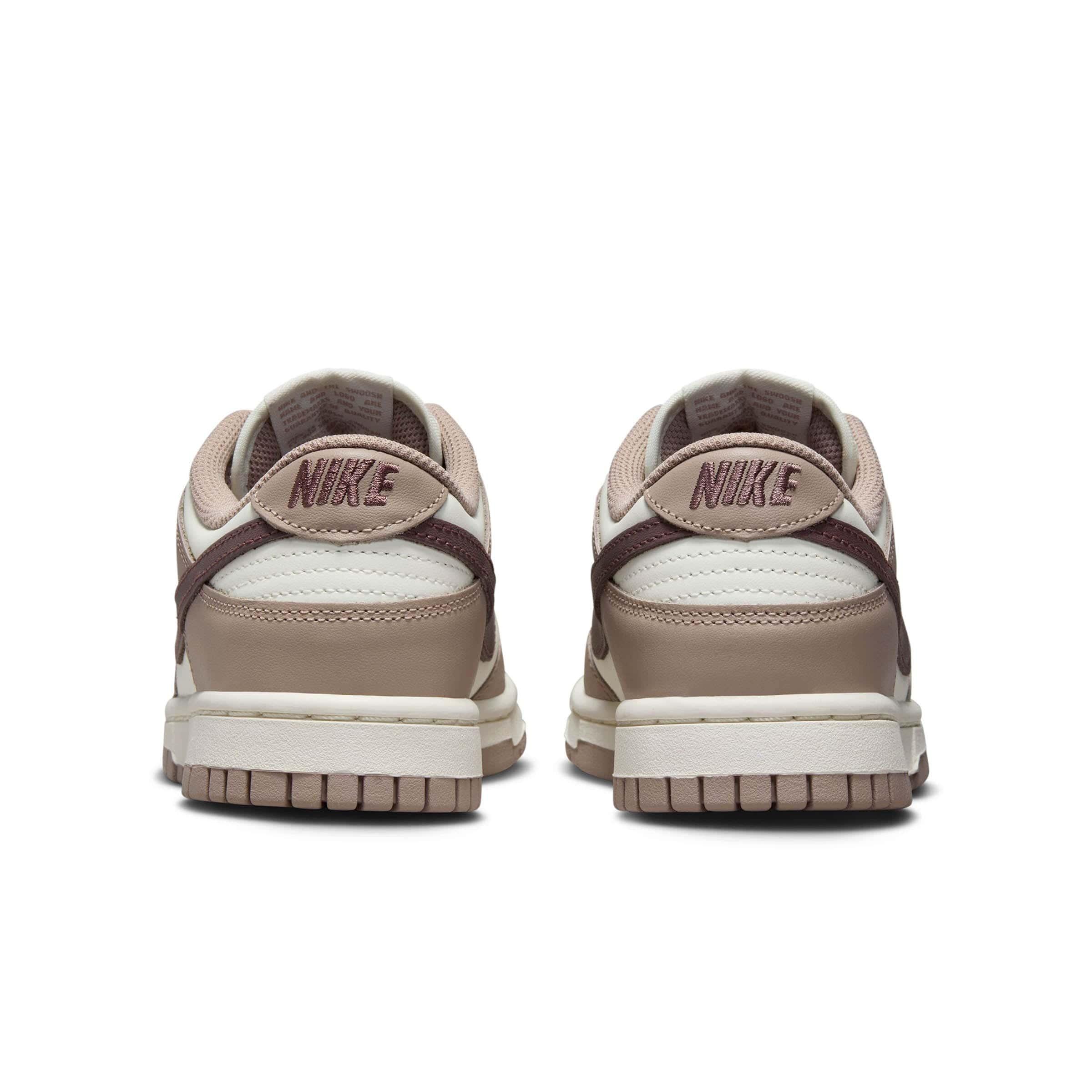 WOMEN'S DUNK LOW Female Product Image