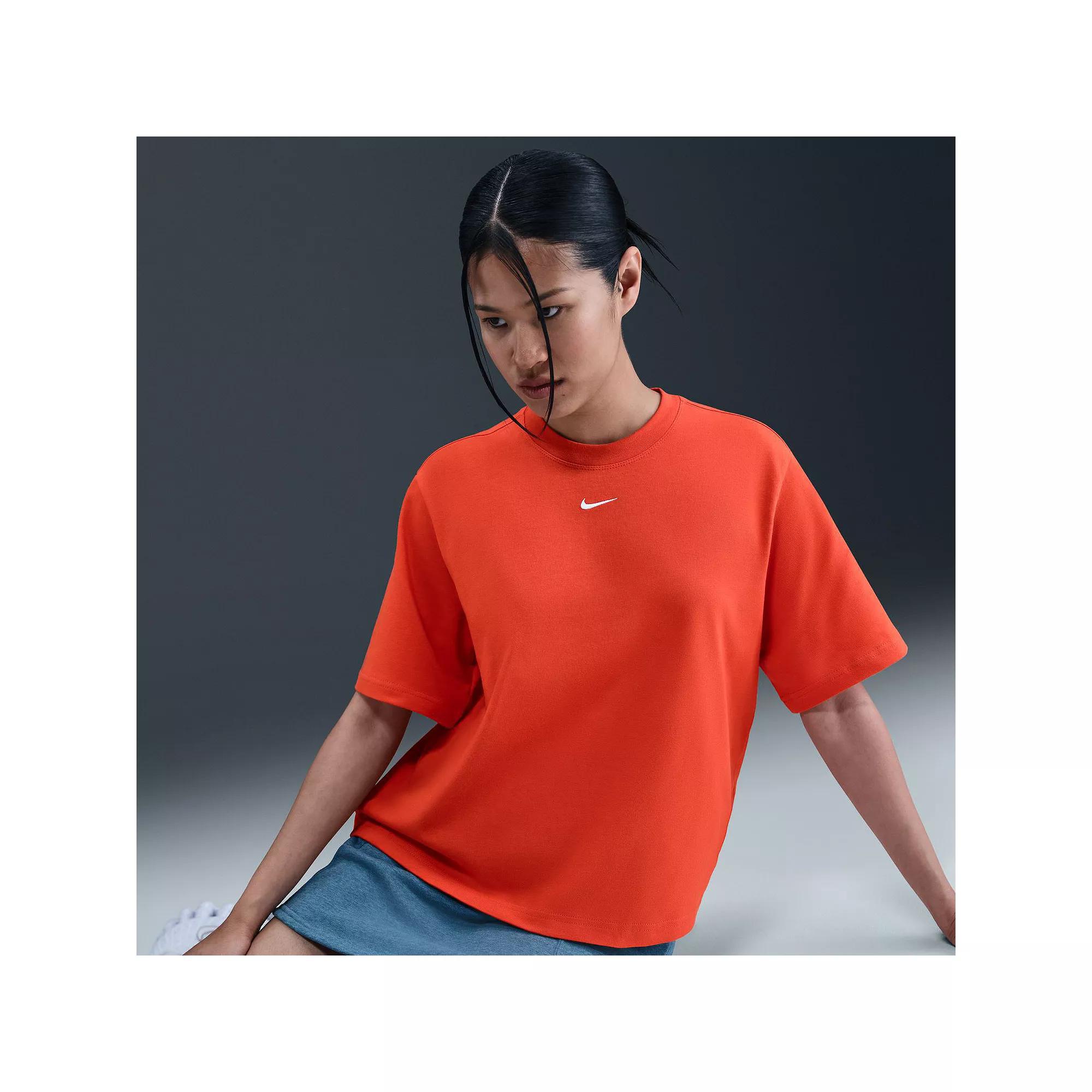 Women's Nike Sportswear Essentials Boxy Tee,  Product Image