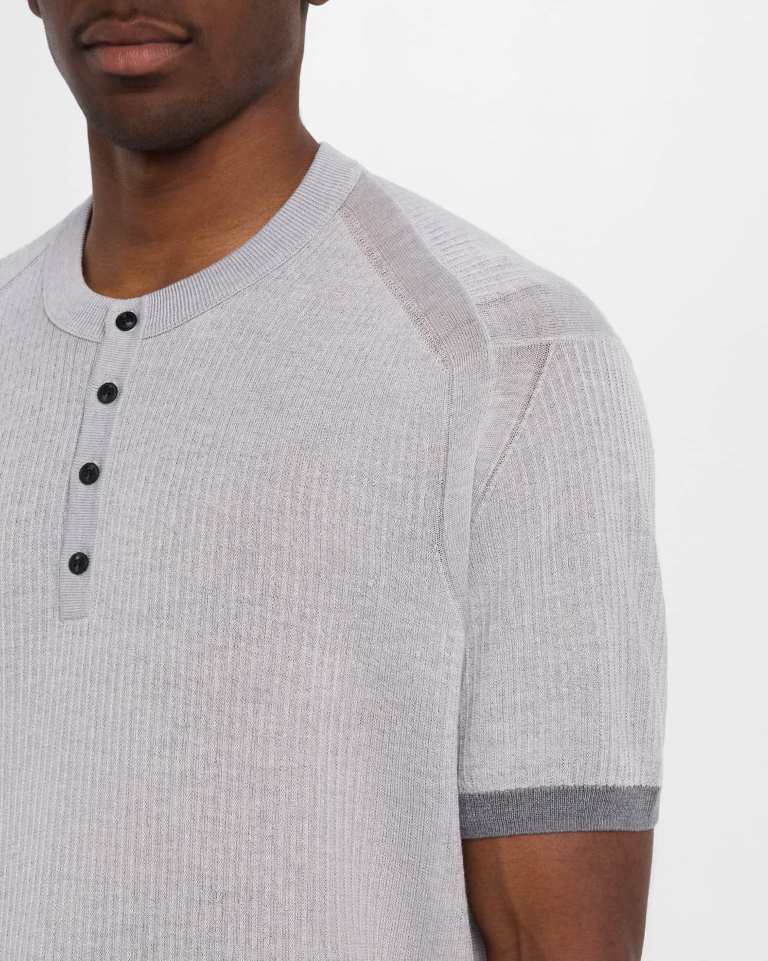 Mene's Short Sleeve Two-Tone Oversized Wool Henley Sweater Product Image
